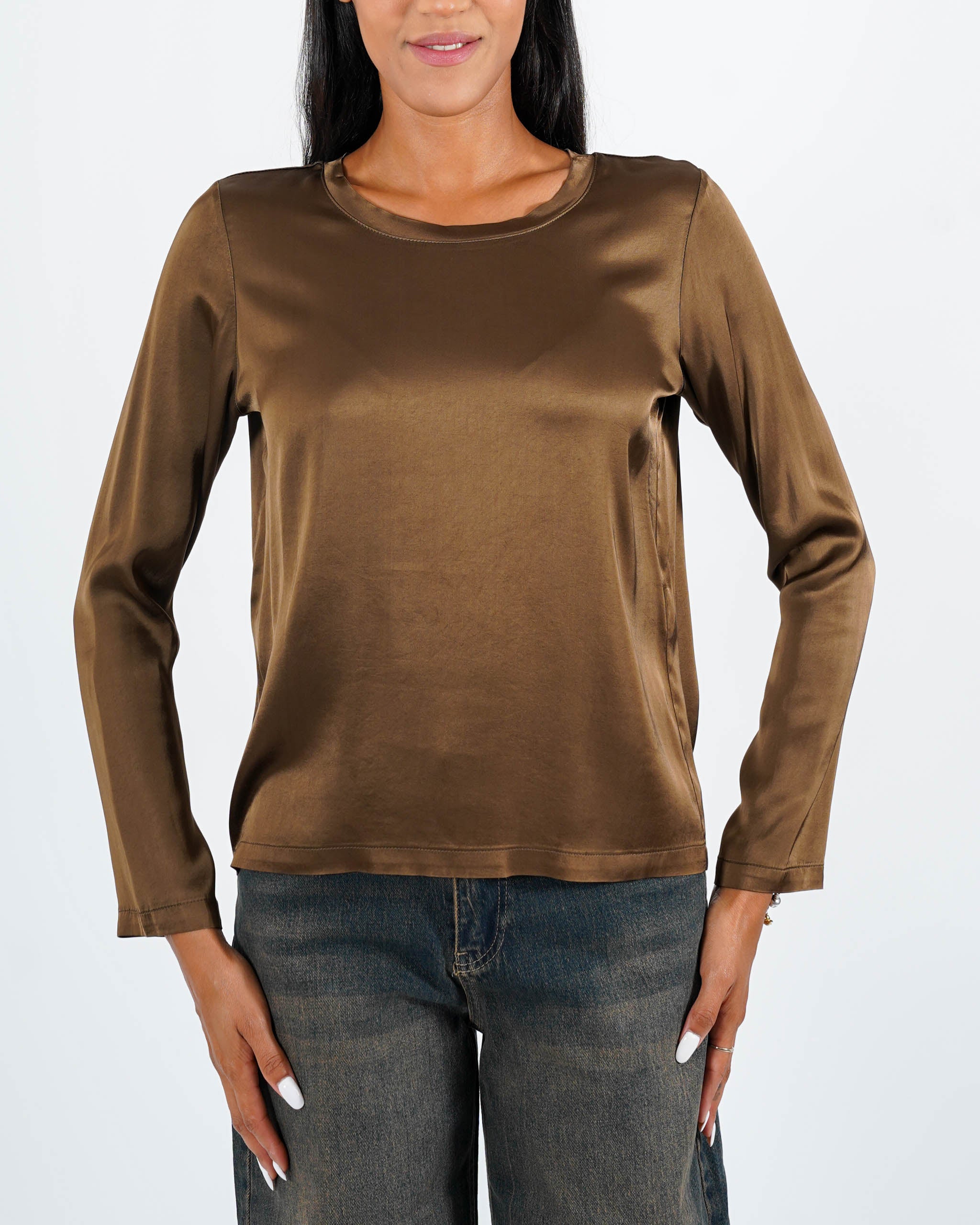 Blusa girocollo regular fit in raso - Verzellino
