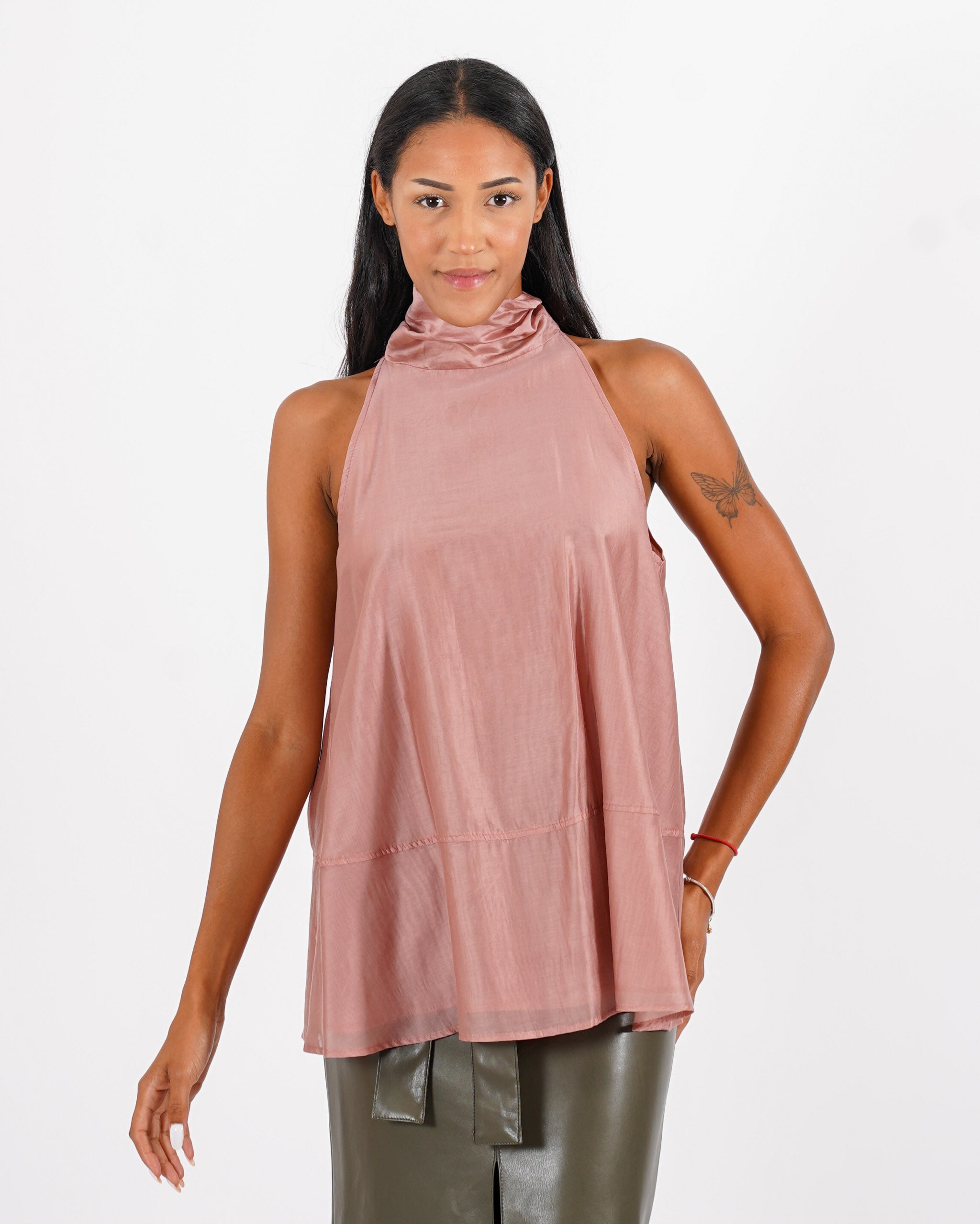 Blusa smanicata con fiocco sul retro - Daina