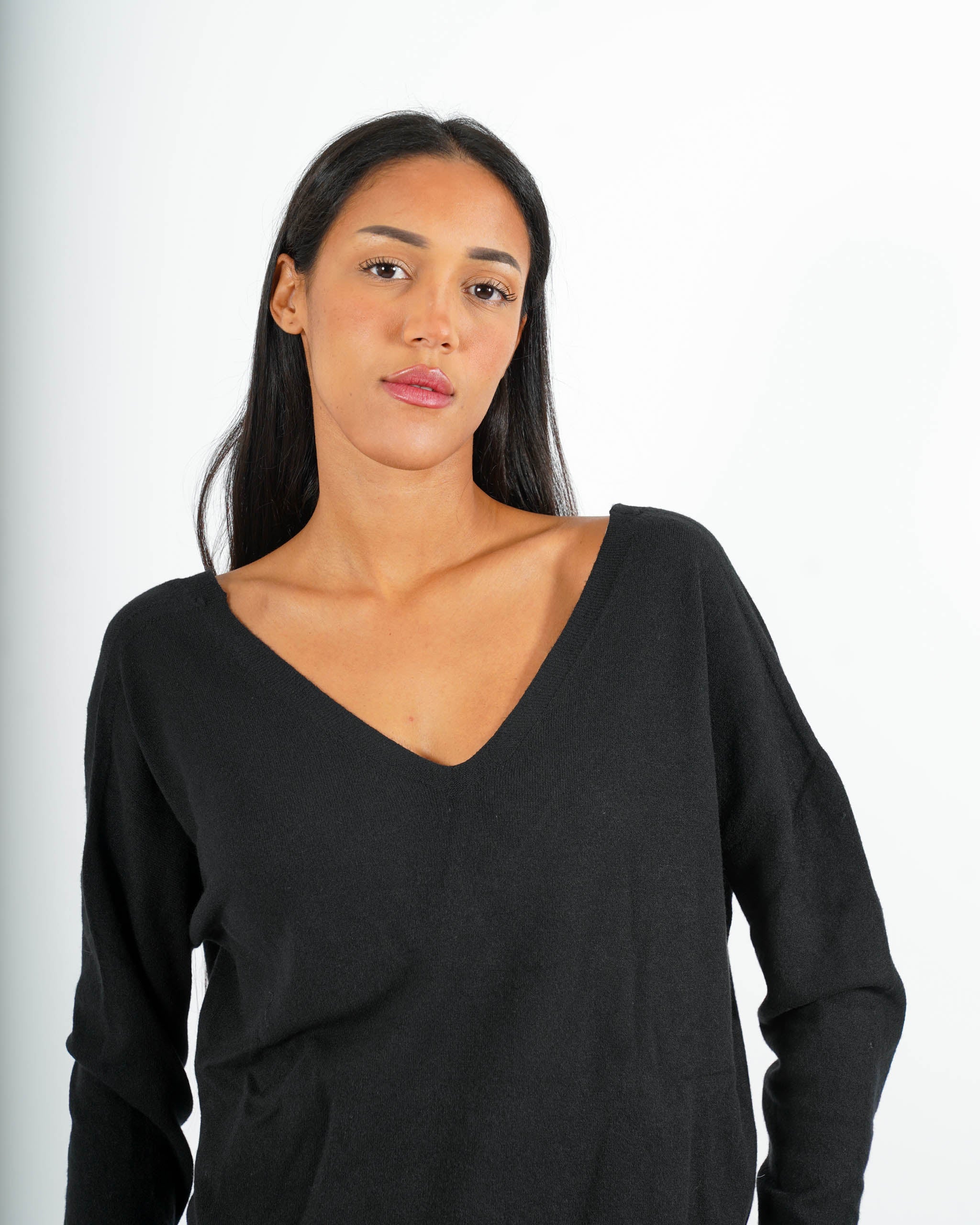 Maglia scollo a v con bottoni gioiello sul retro - Graziana