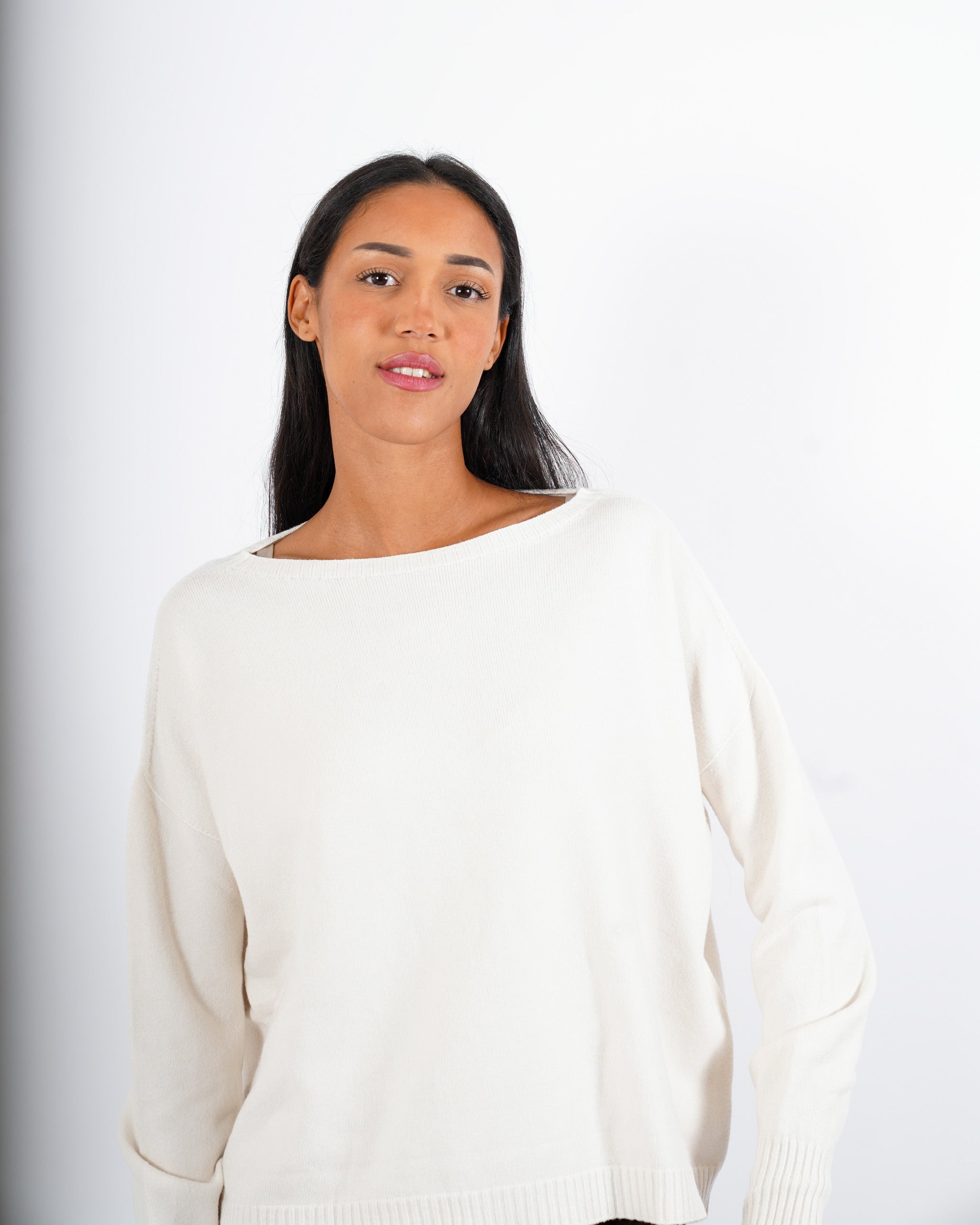 Maglia girocollo in mano lana- Nigeria