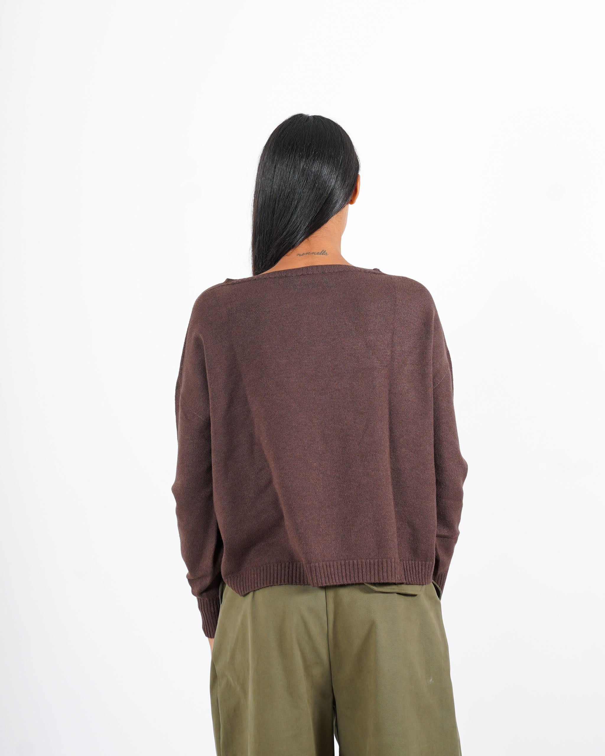 Maglia girocollo in mano lana- Nigeria