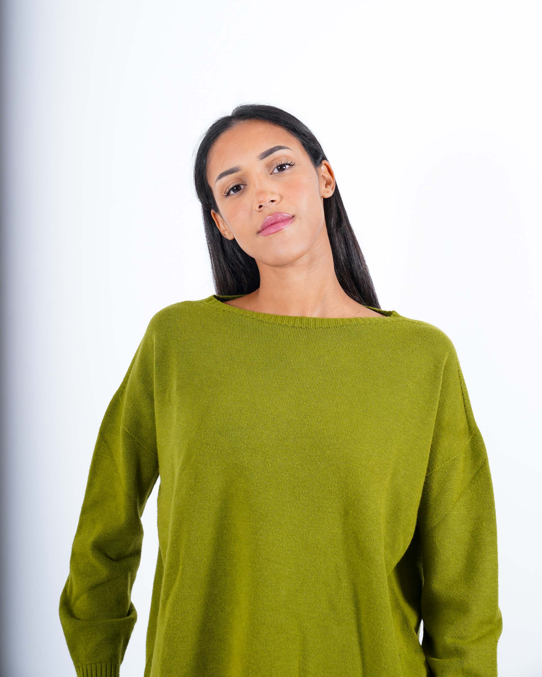 Maglia girocollo in mano lana- Nigeria