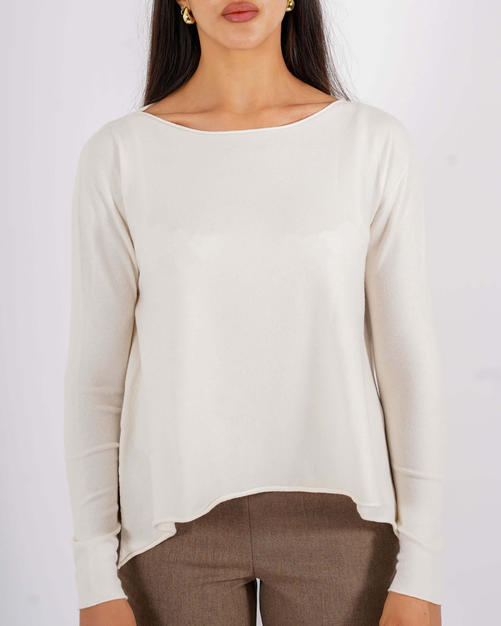 Maglia girocollo minimal con spacchi laterali - Austria