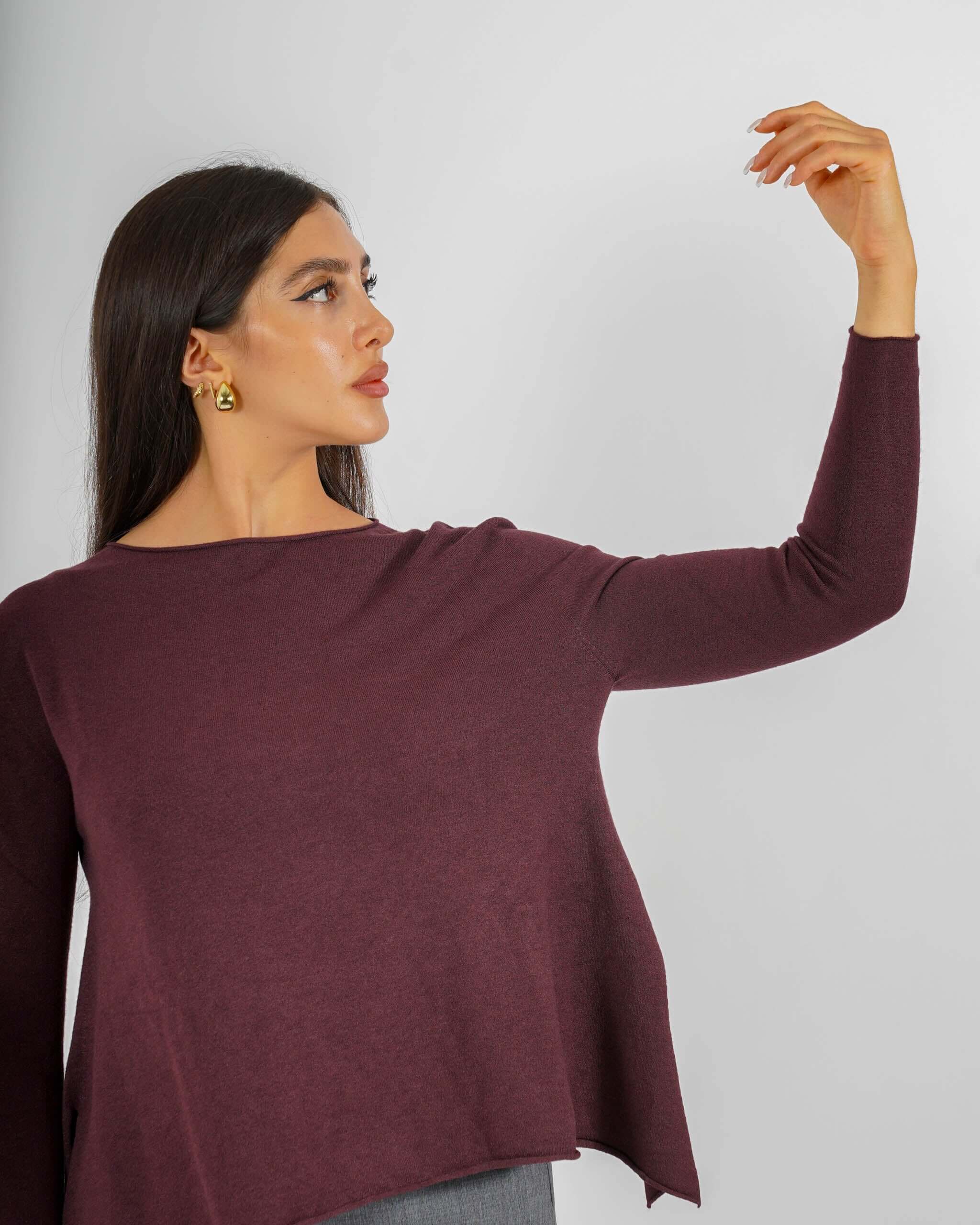 Maglia girocollo minimal con spacchi laterali - Austria