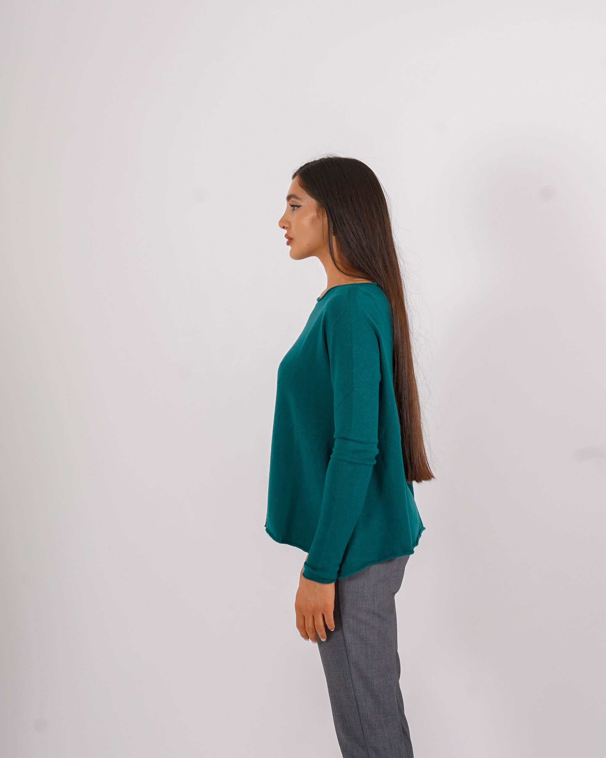 Maglia girocollo minimal con spacchi laterali - Austria