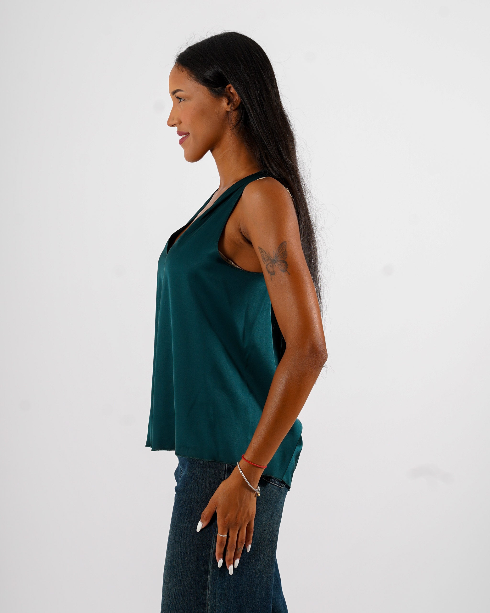 Blusa smanicata scollo a v in raso - Pausini