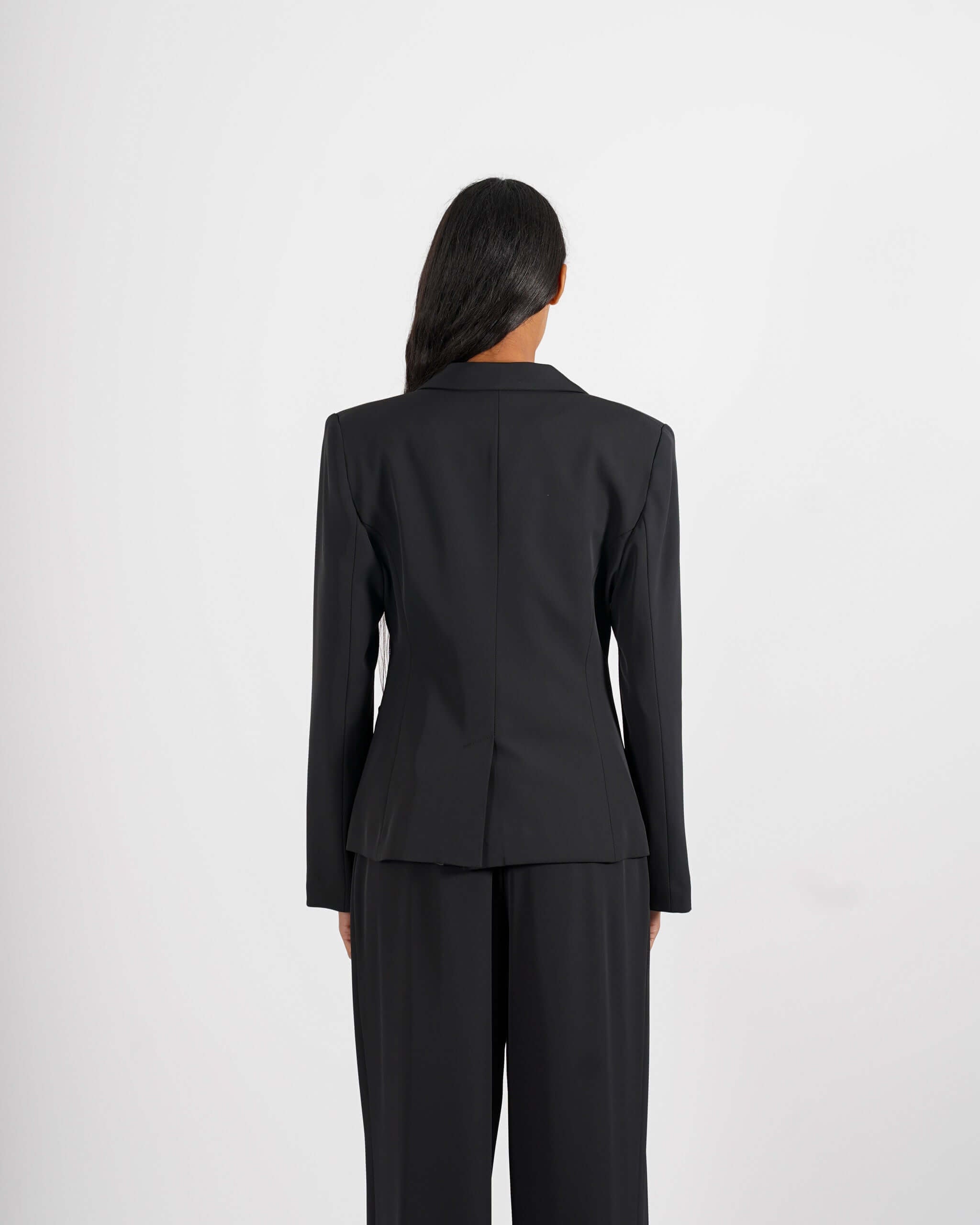 Giacca monopetto tessuto fluido con spilla - Melania - Hope Fashion