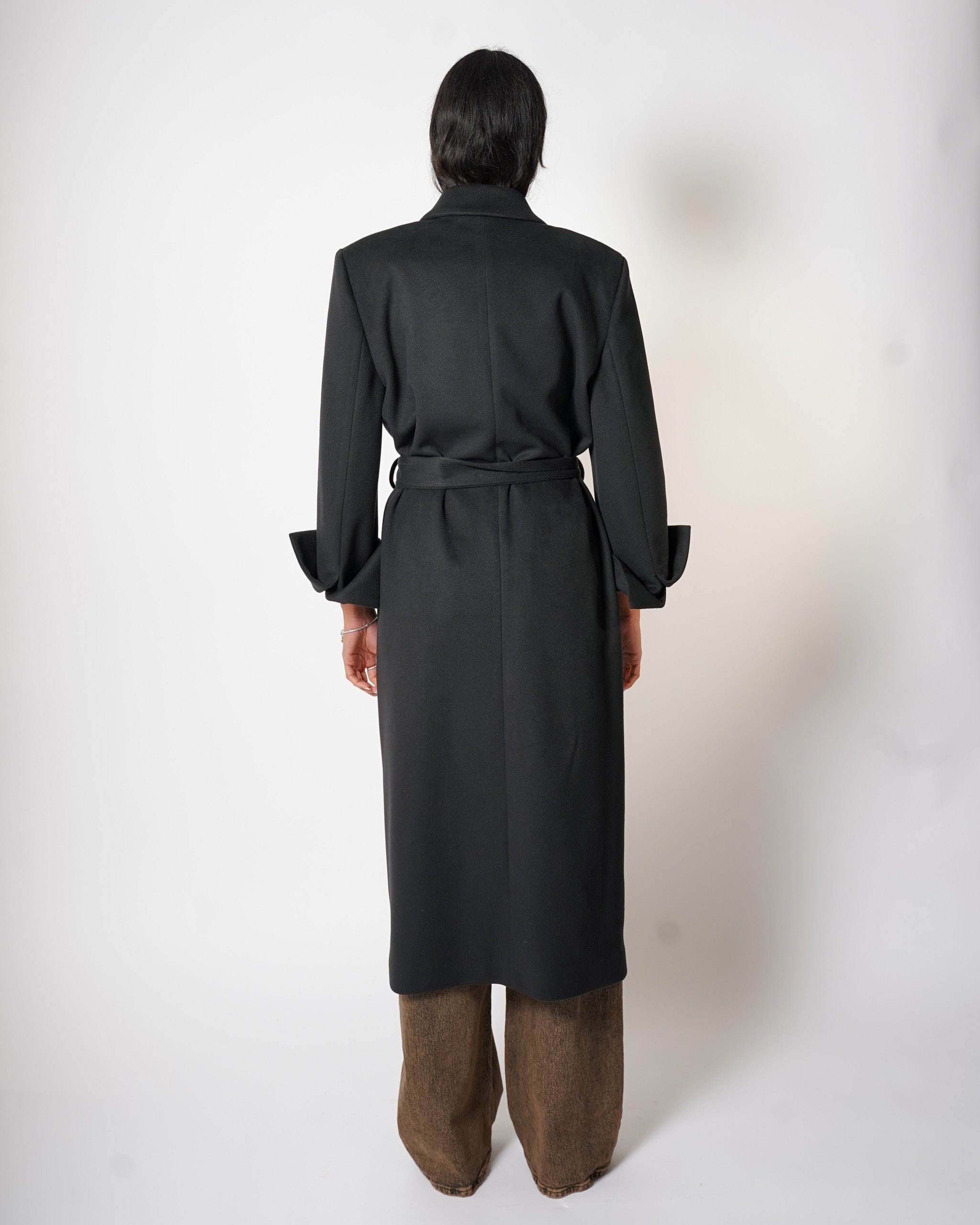 Cappotto lungo con cintura rimovibile con spacco sui polsi- Miranda