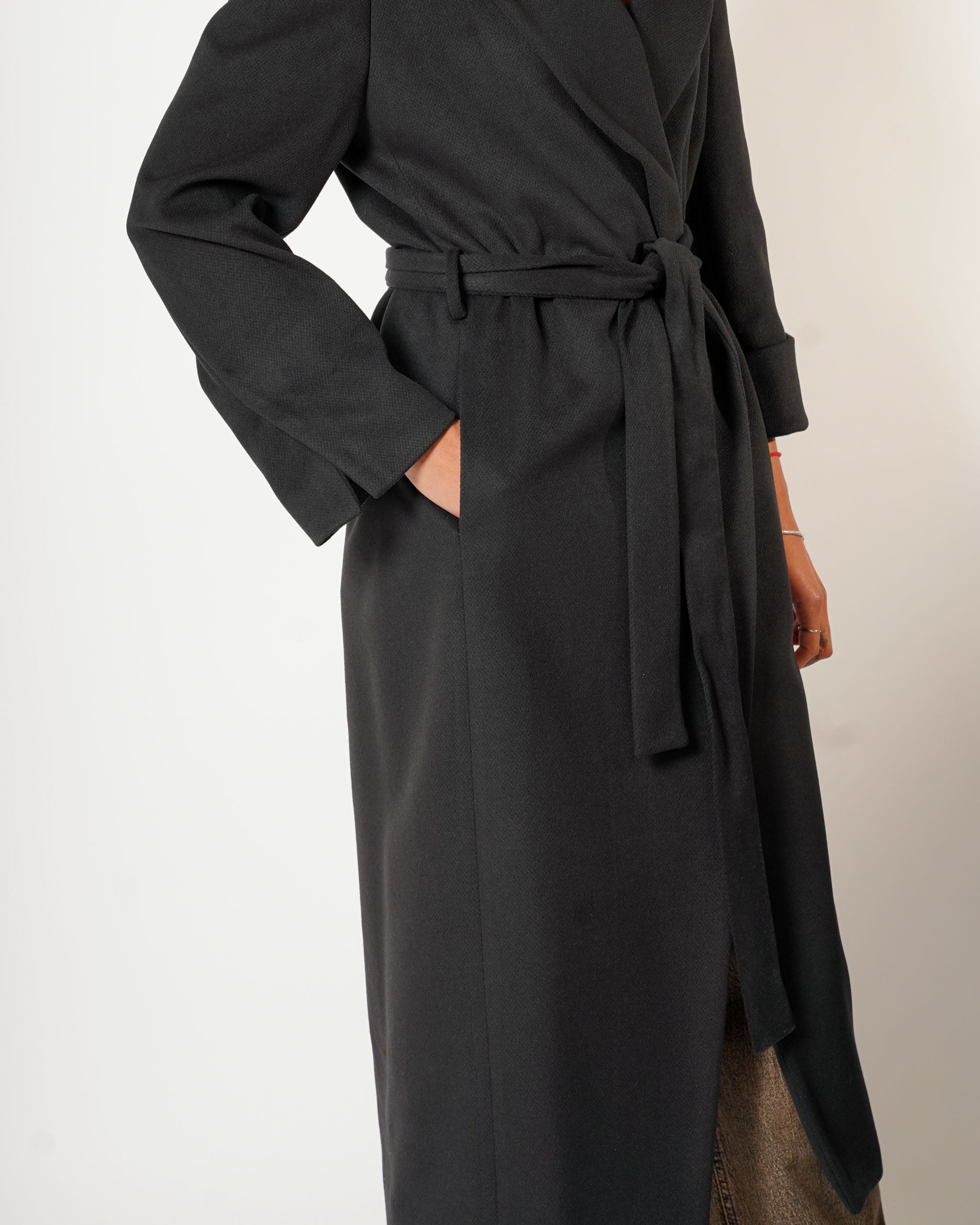 Cappotto lungo con cintura rimovibile con spacco sui polsi- Miranda