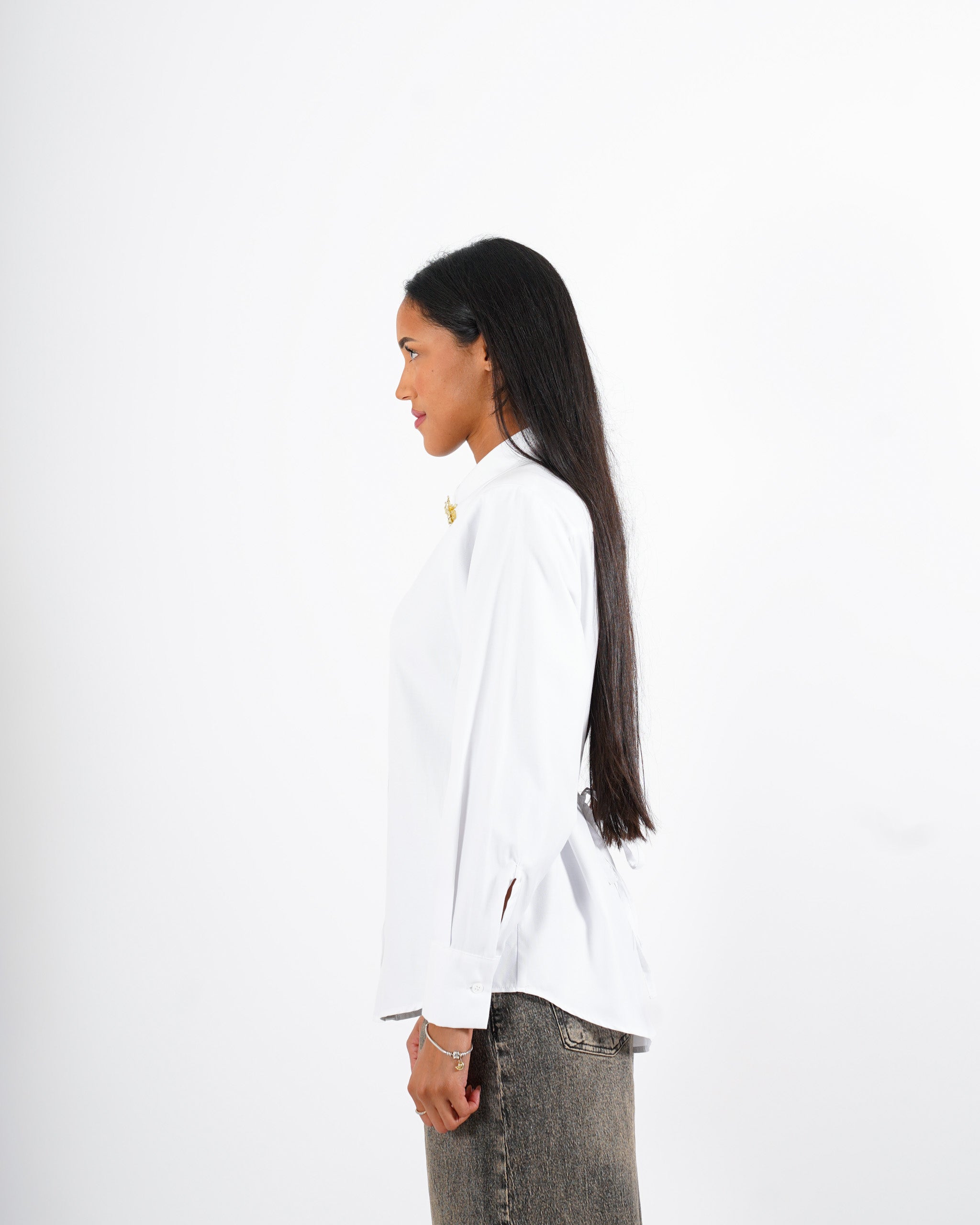 Camicia regular fit con spilla sul collo e coulisse - Tanisha