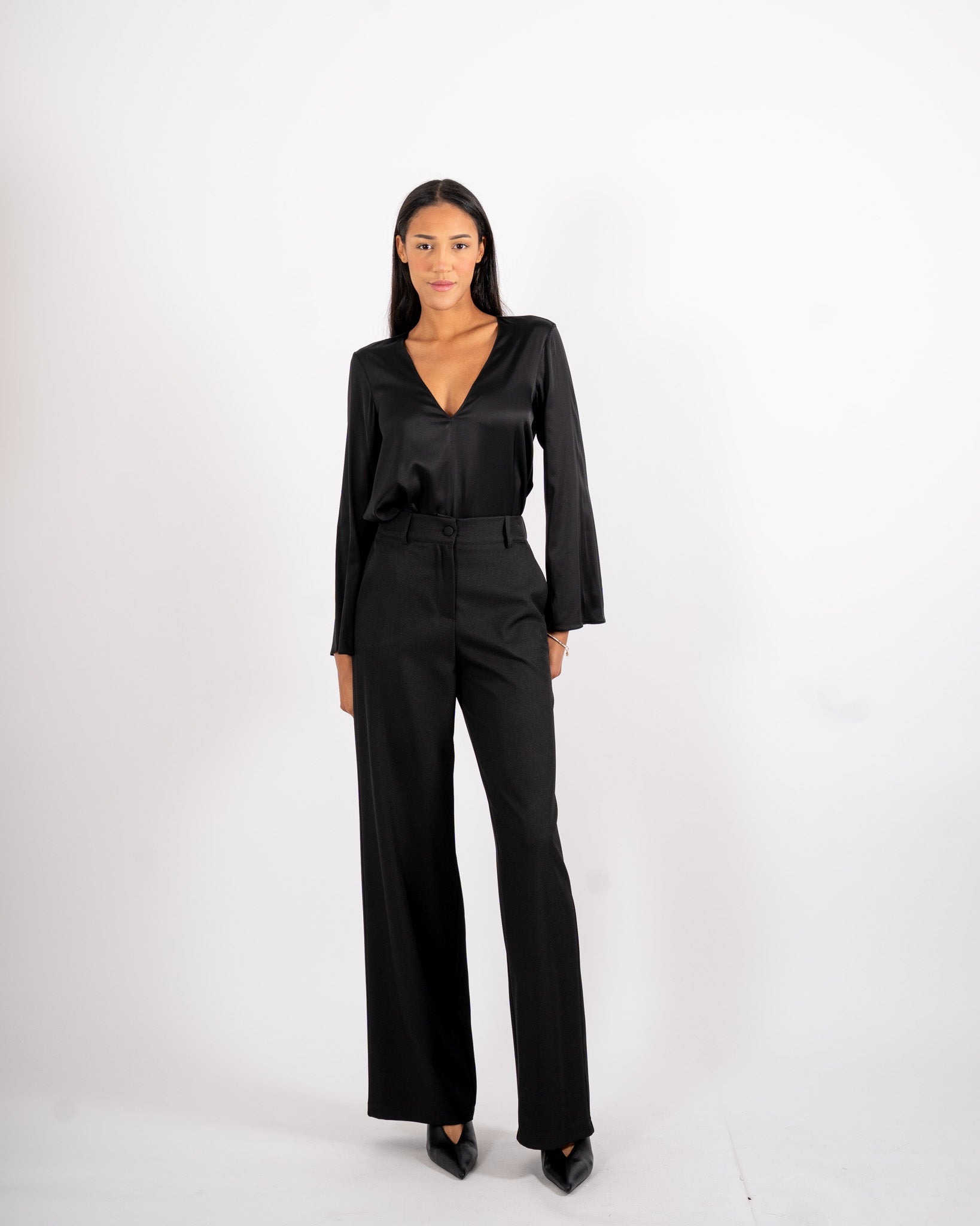 Blusa scollo a v manica lunga in raso - Carrà
