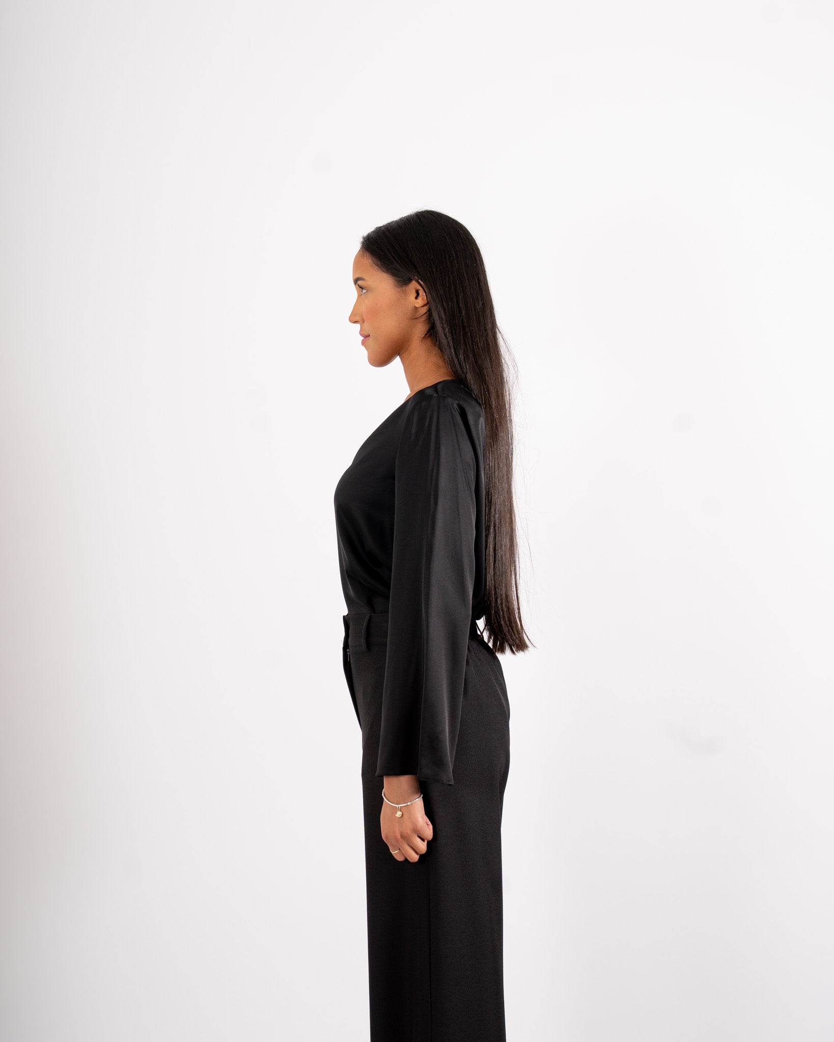 Blusa scollo a v manica lunga in raso - Carrà