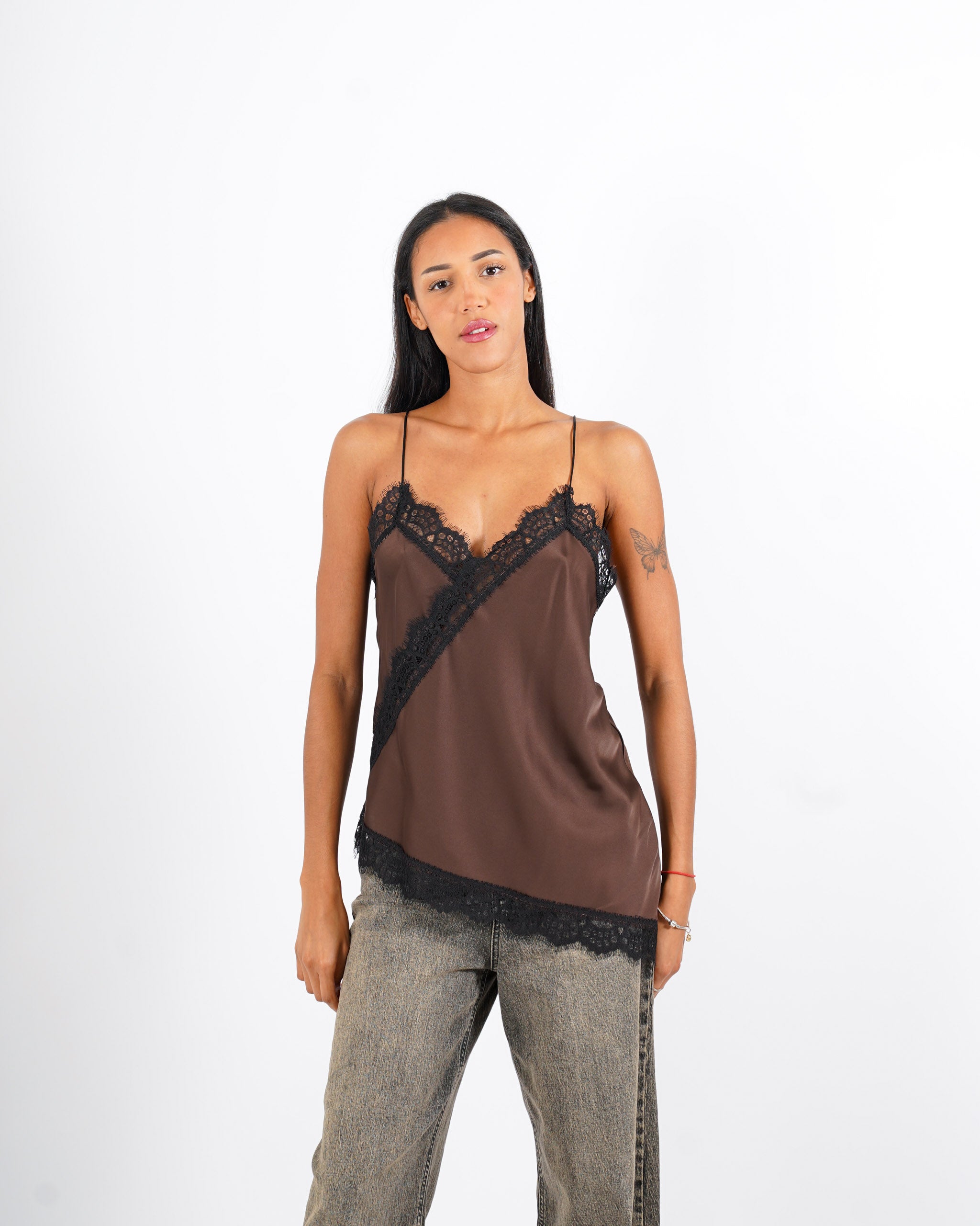 Top lungo con pizzo macramè in mano raso - Lisimba