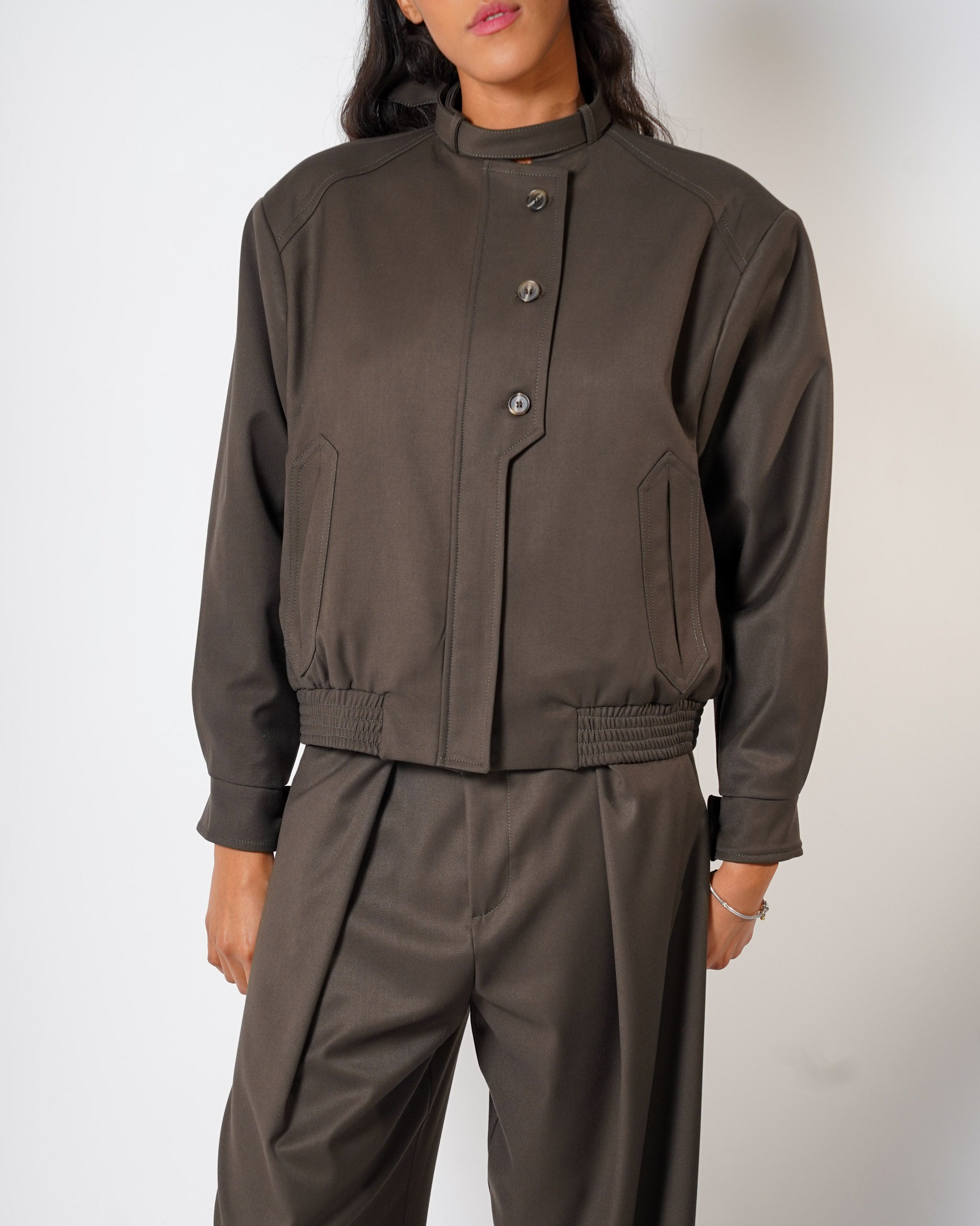 Bomber con bottoni e tasche - Deviata