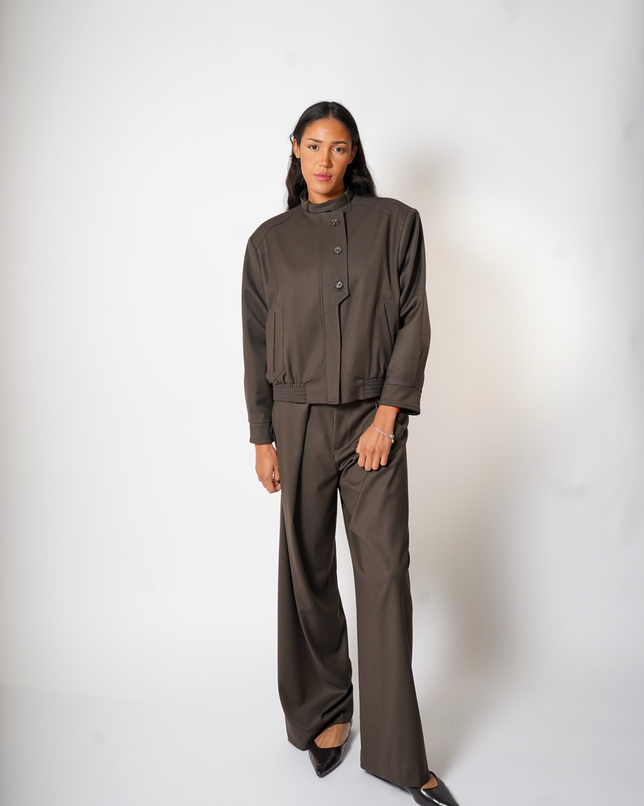 Pantaloni gamba larga con pence - Fiduciosa