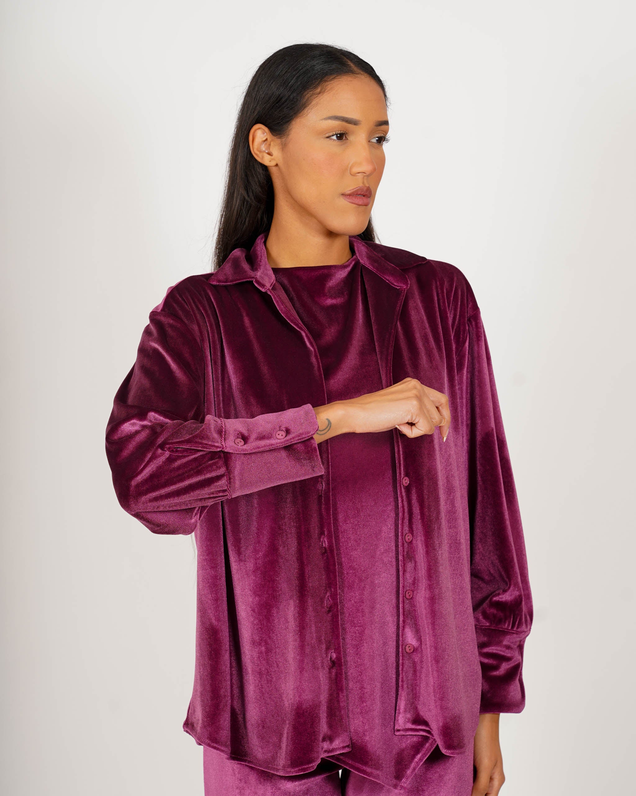 Camicia slim fit in velluto liscio - Leggera