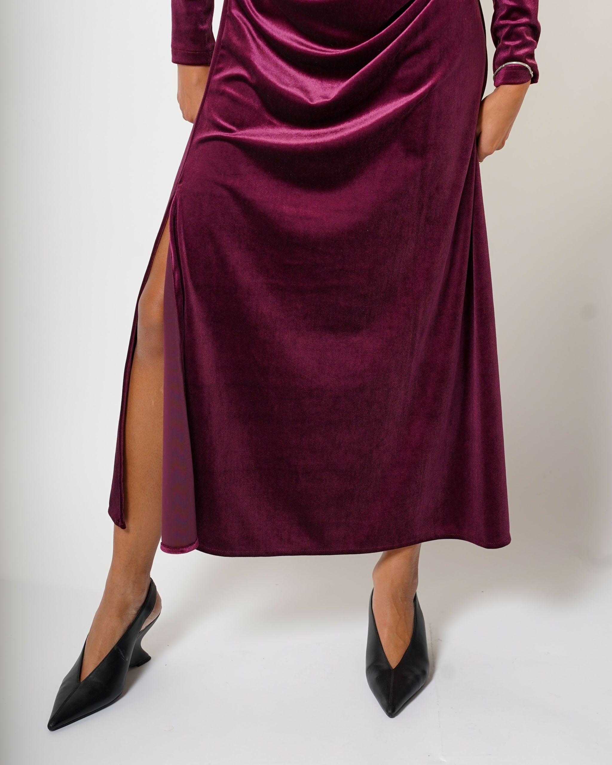 Abito lungo con spacco in velluto liscio - Delusa