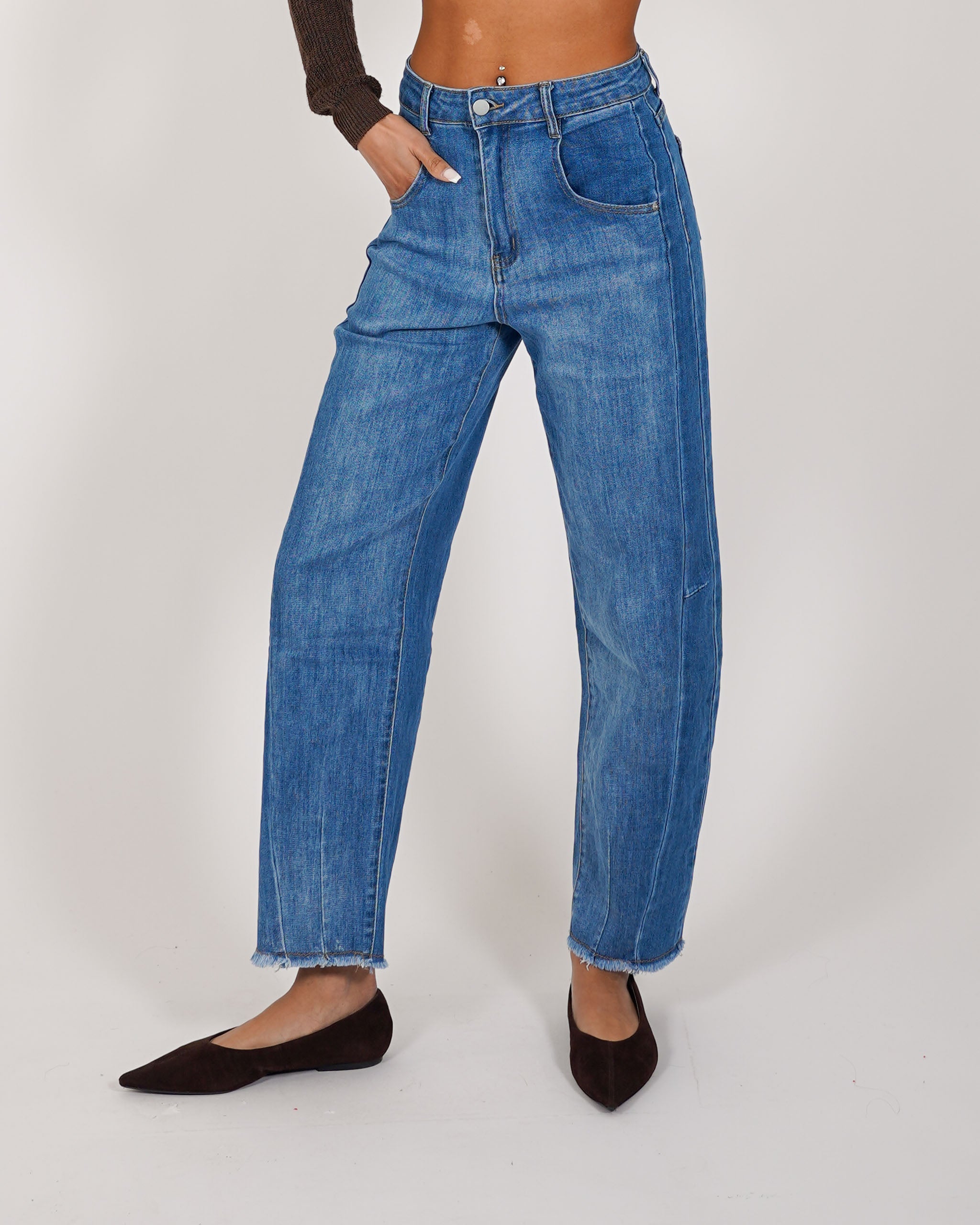 Jeans balloon fit con fondo a frange in tela denim - Dorothy