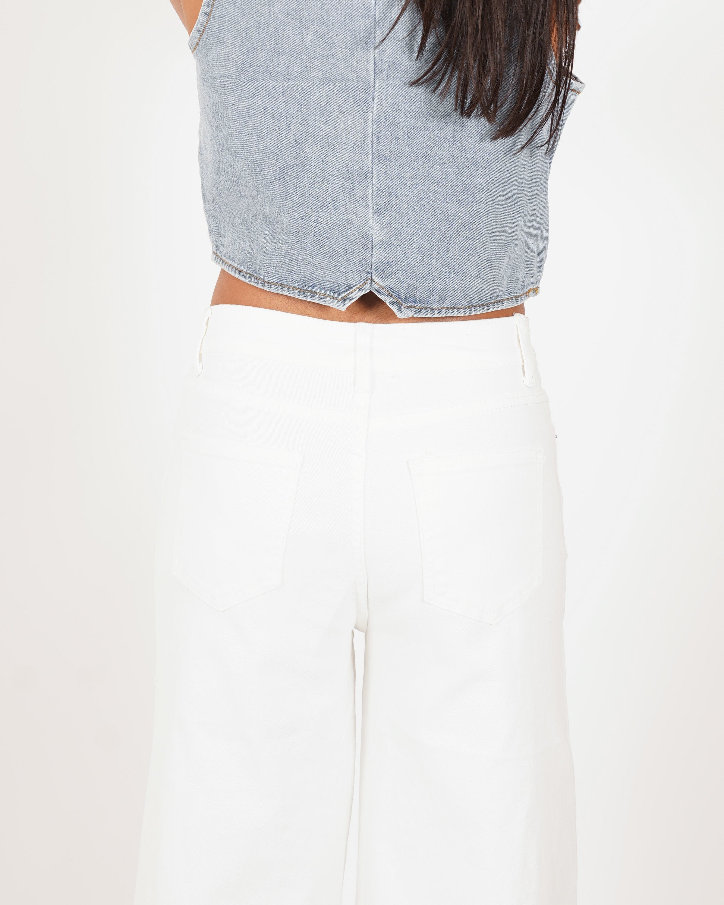 Pantaloni regular fit con ricamo in pizzo macramè - Anisa