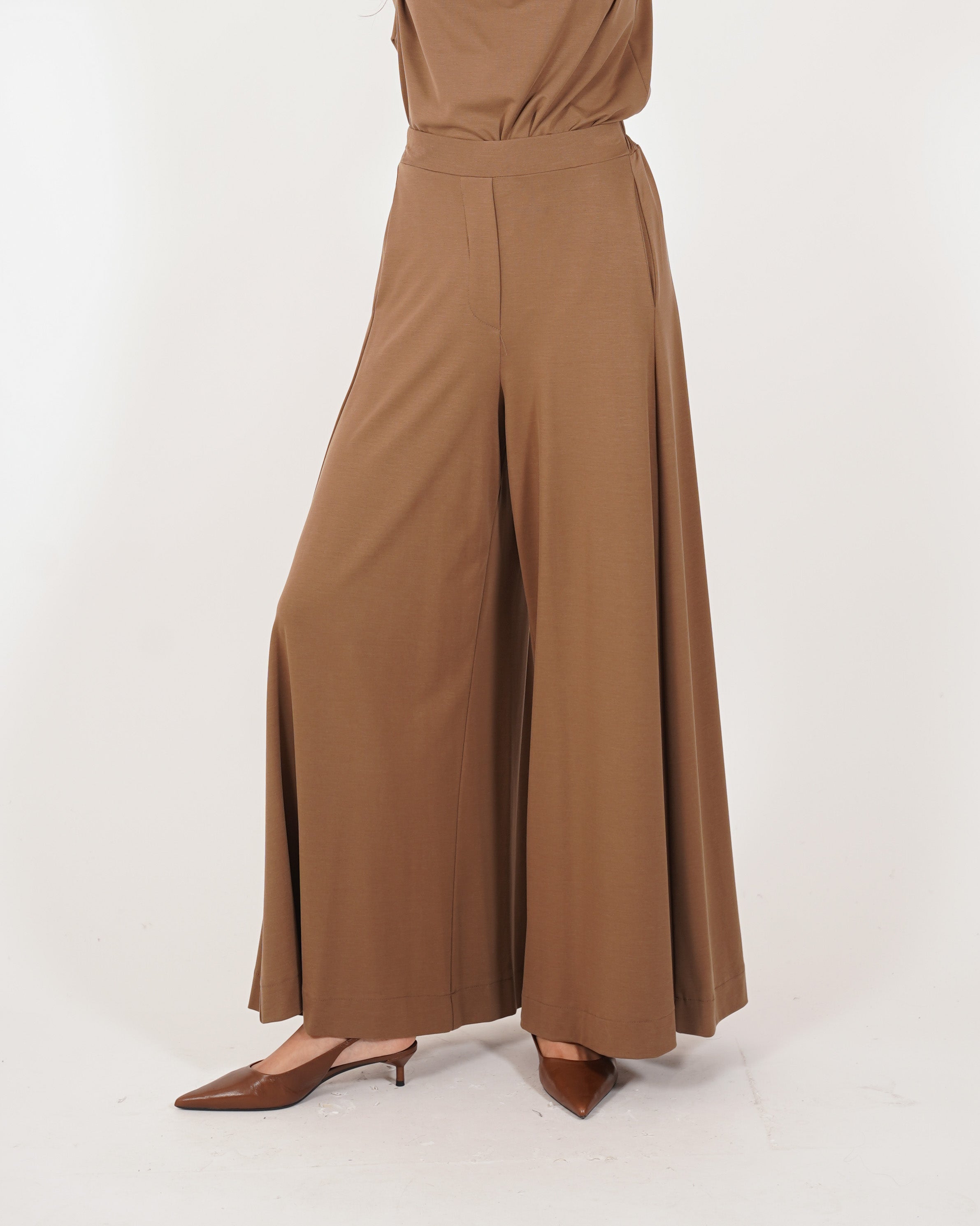 Pantaloni con baschina e gamba larga - Karenn