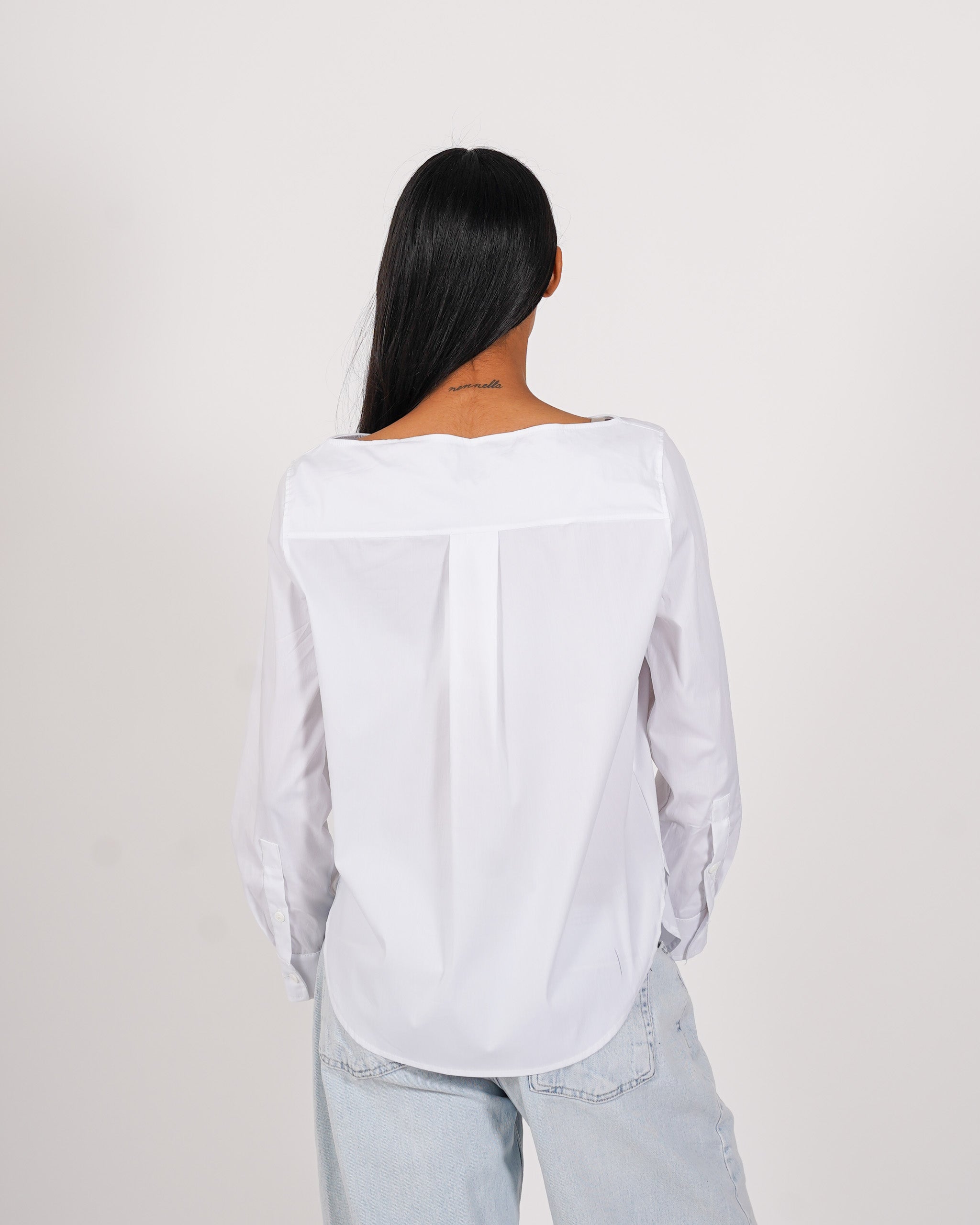 Camicia scollo a barca in misto cotone - Banner
