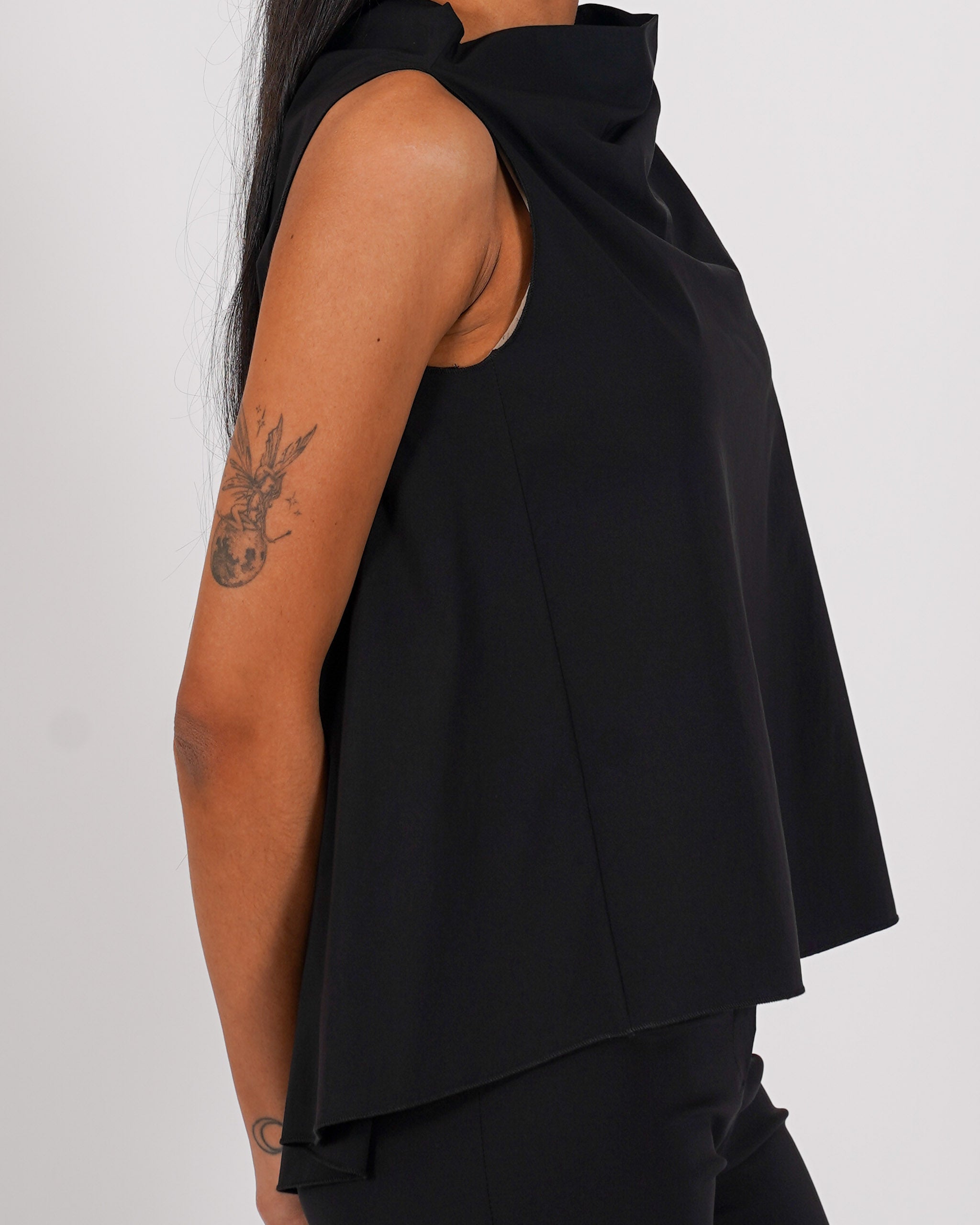 Blusa smanicata in bengalina stretch - Tricella