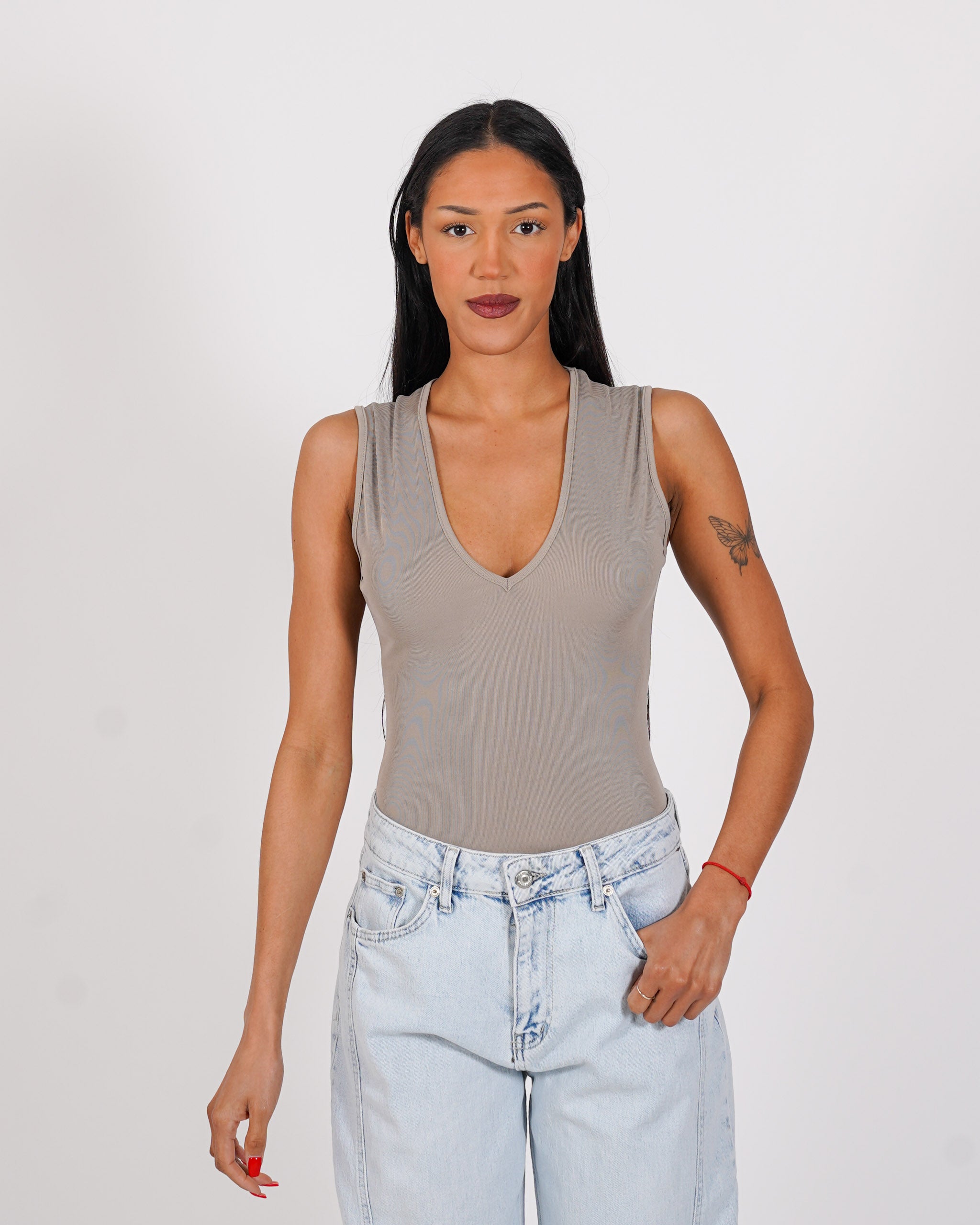 Body scollo a v - Kendal