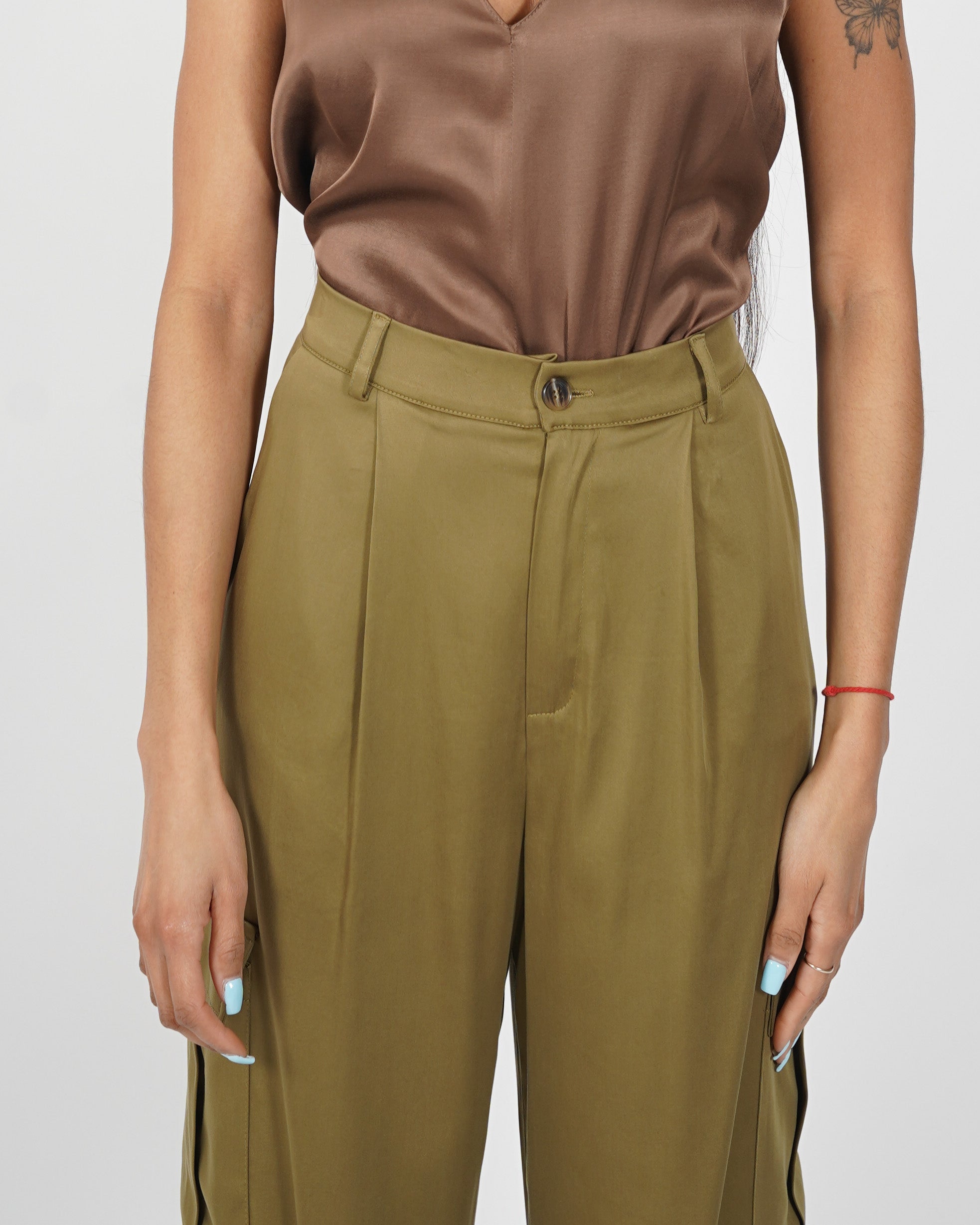 Pantaloni cargo in mano raso - Tirata