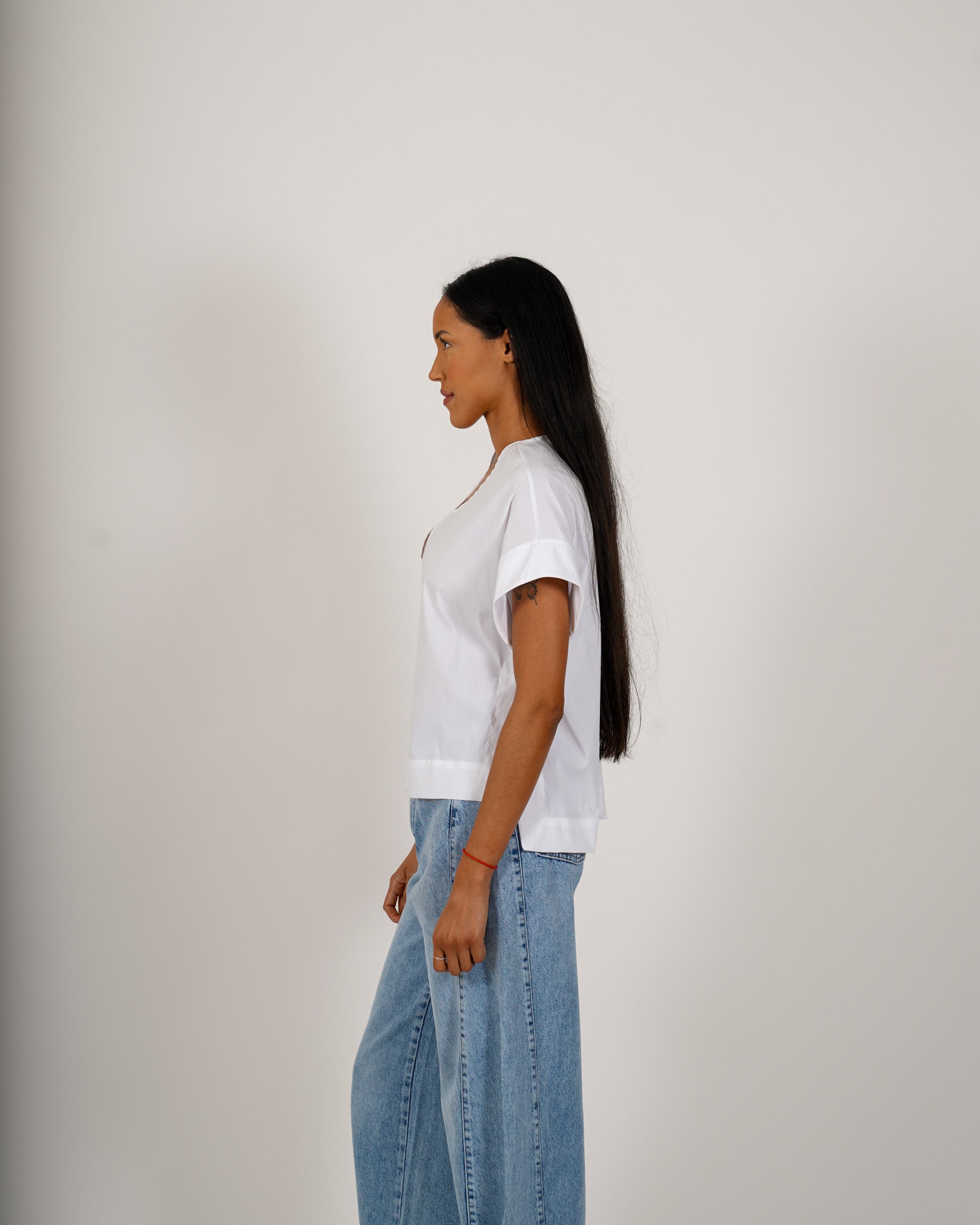 Blusa scollo a v in cotone - Arlena