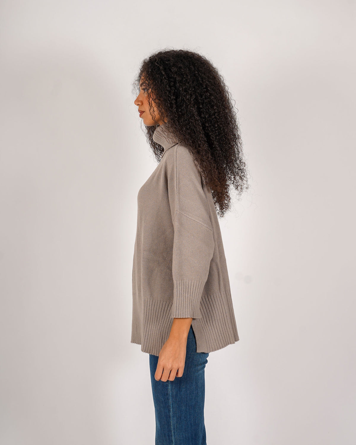 Maglia collo alto con spacchetti sul fondo - Gazelle
