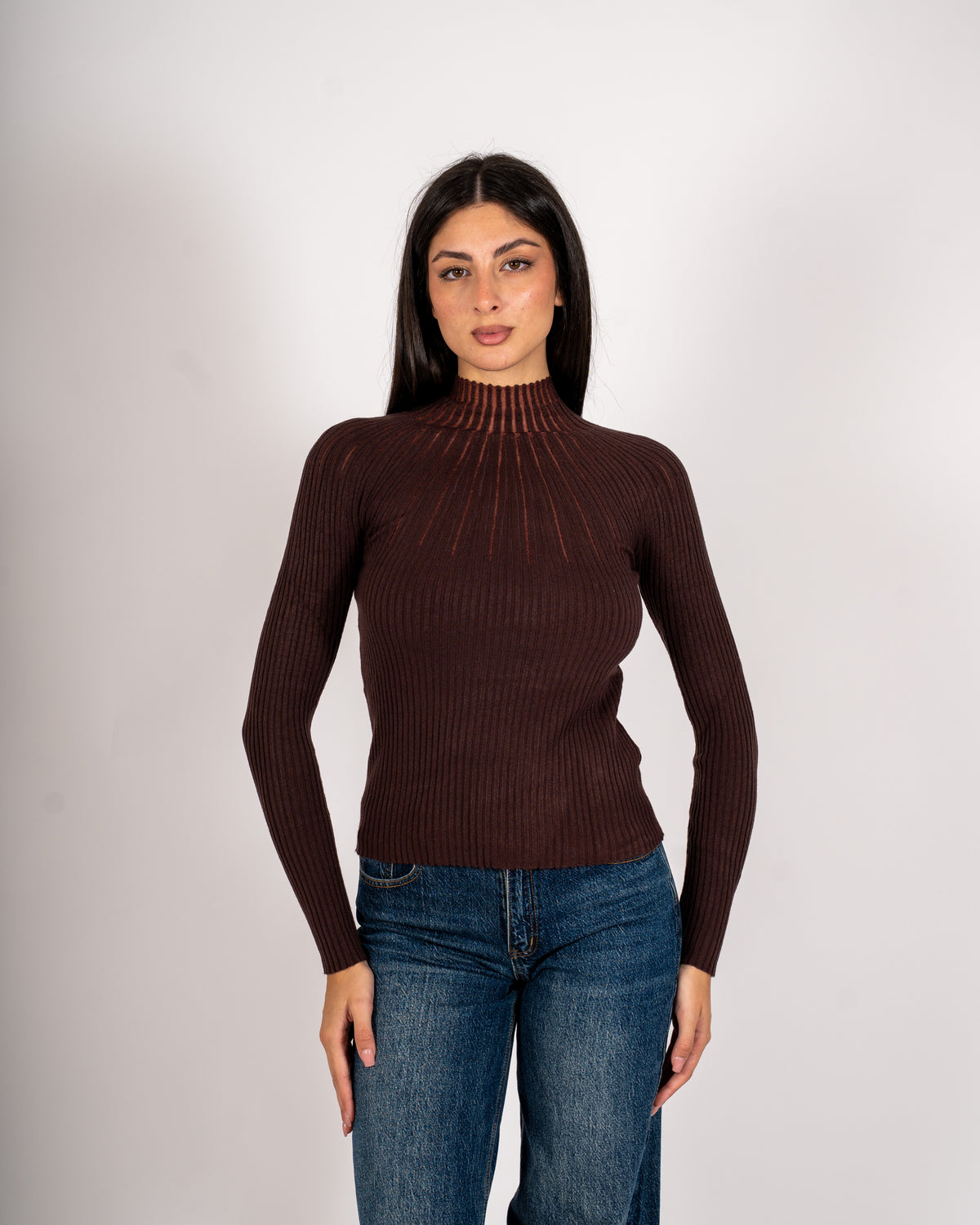 Maglia collo alto in mano viscosa dettaglio in rete - Alvara