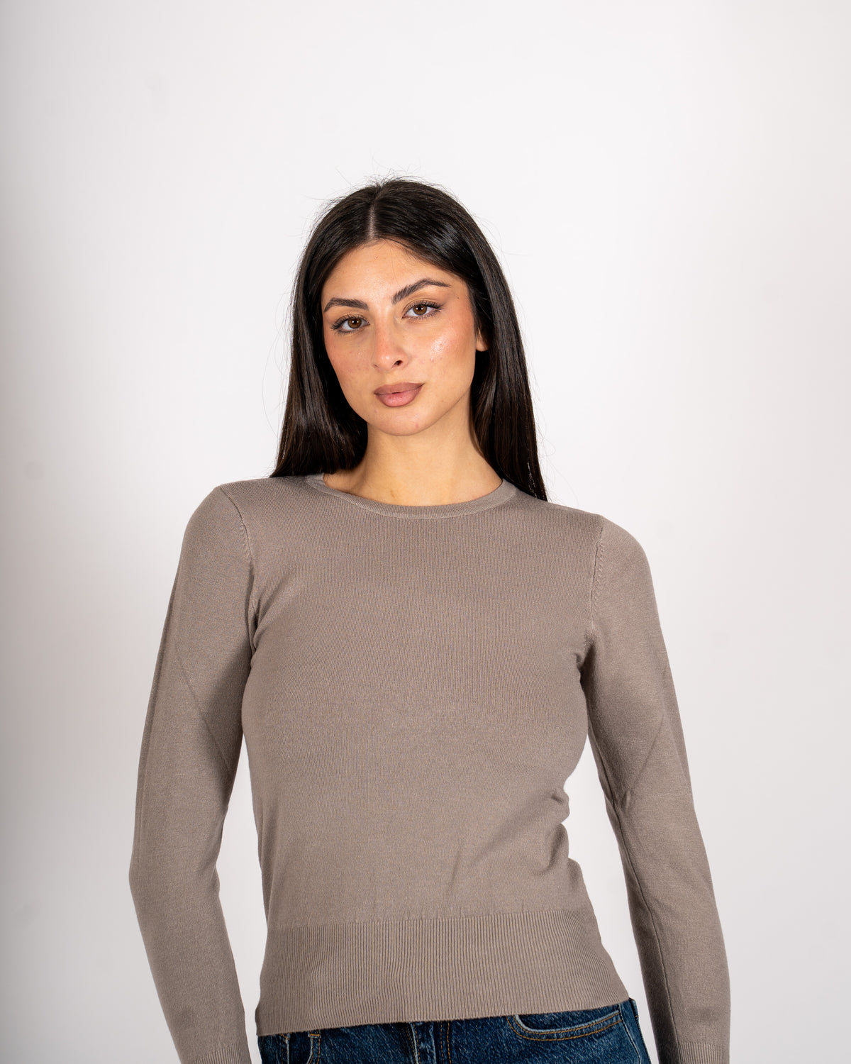 Maglia girocollo slim fit in mano viscosa - Canapa