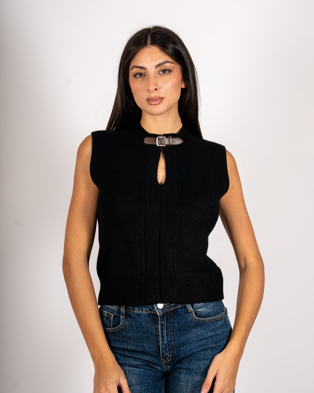 Gilet a costa con fibia in contrasto in mano viscosa - Tranquilla