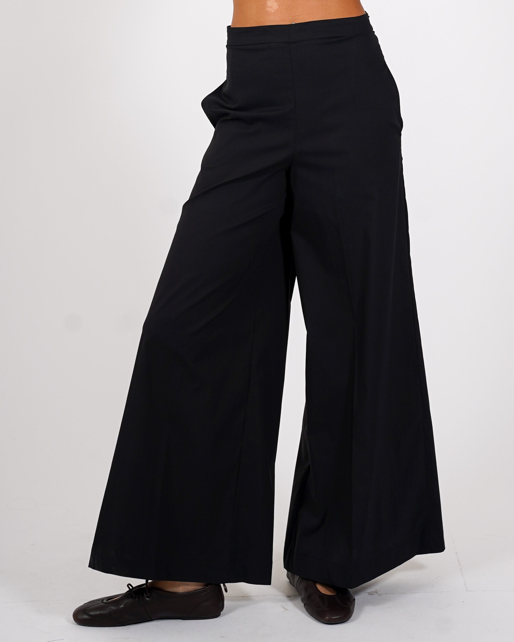 Pantaloni con bustino a gamba larga - Alzata