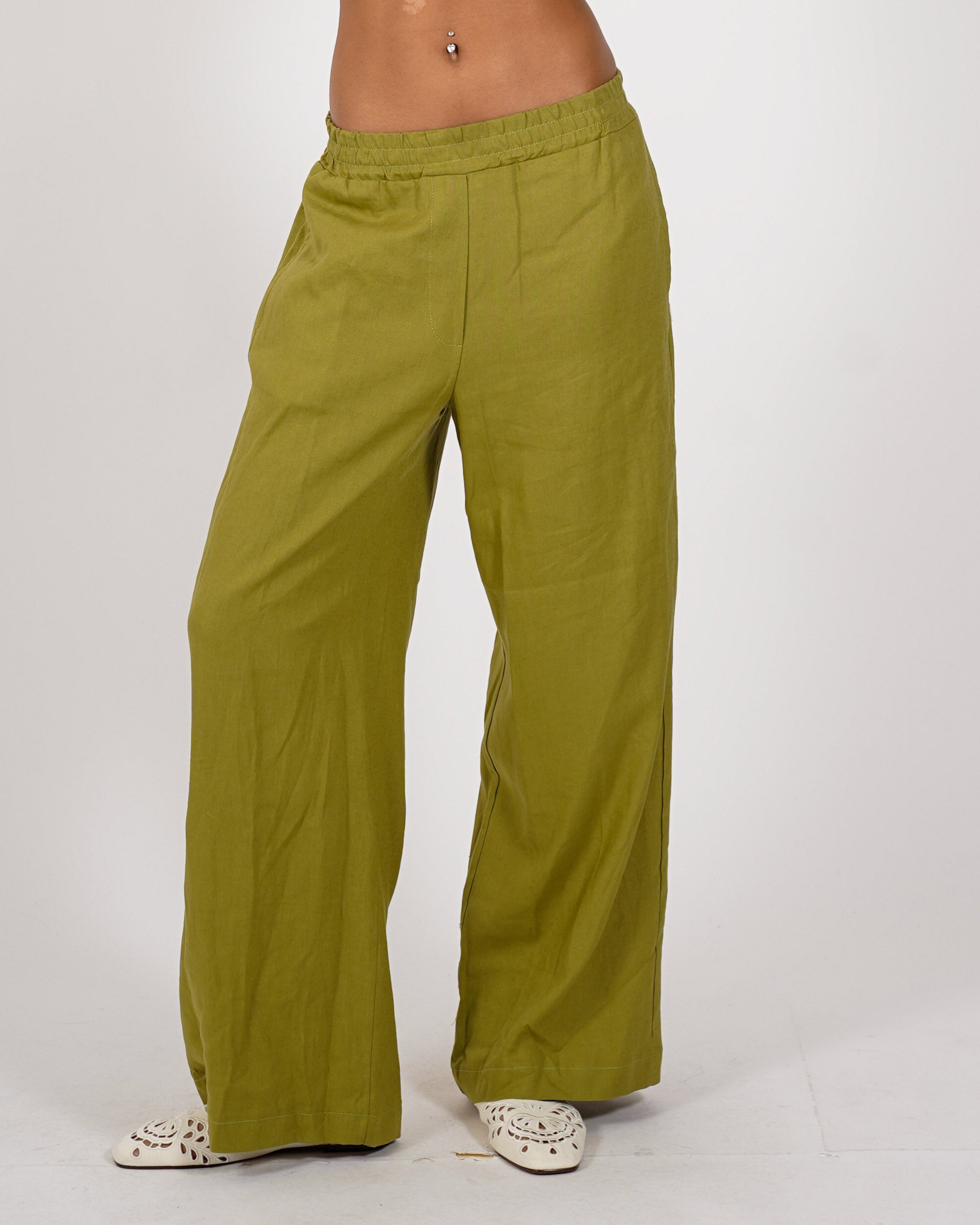 Pantaloni con baschina e gamba larga - Vivace