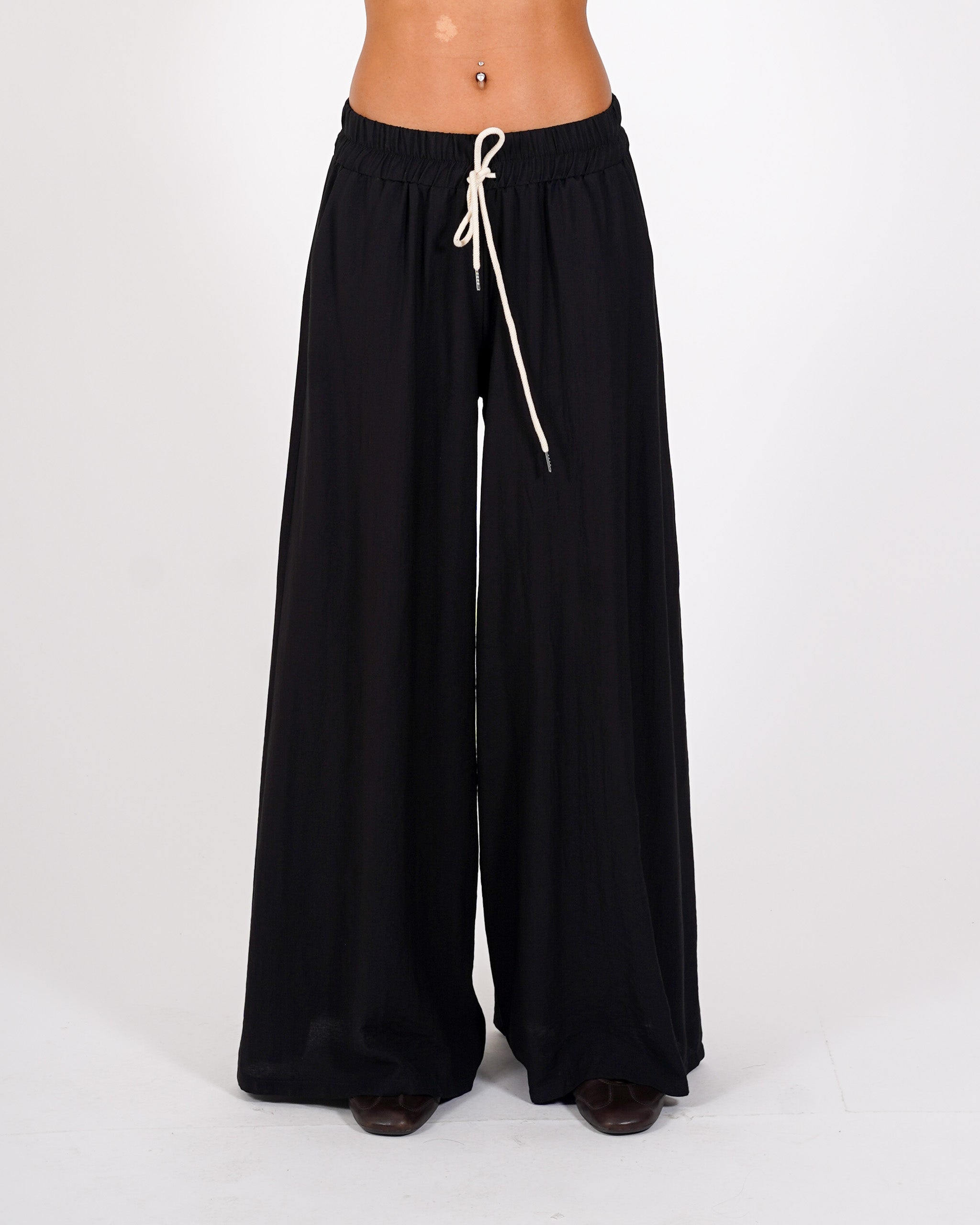 Pantaloni con coulisse e tasche - Kisha