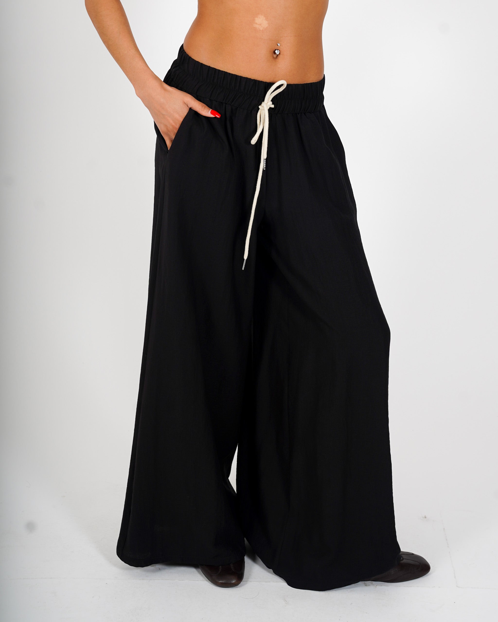 Pantaloni con coulisse e tasche - Kisha