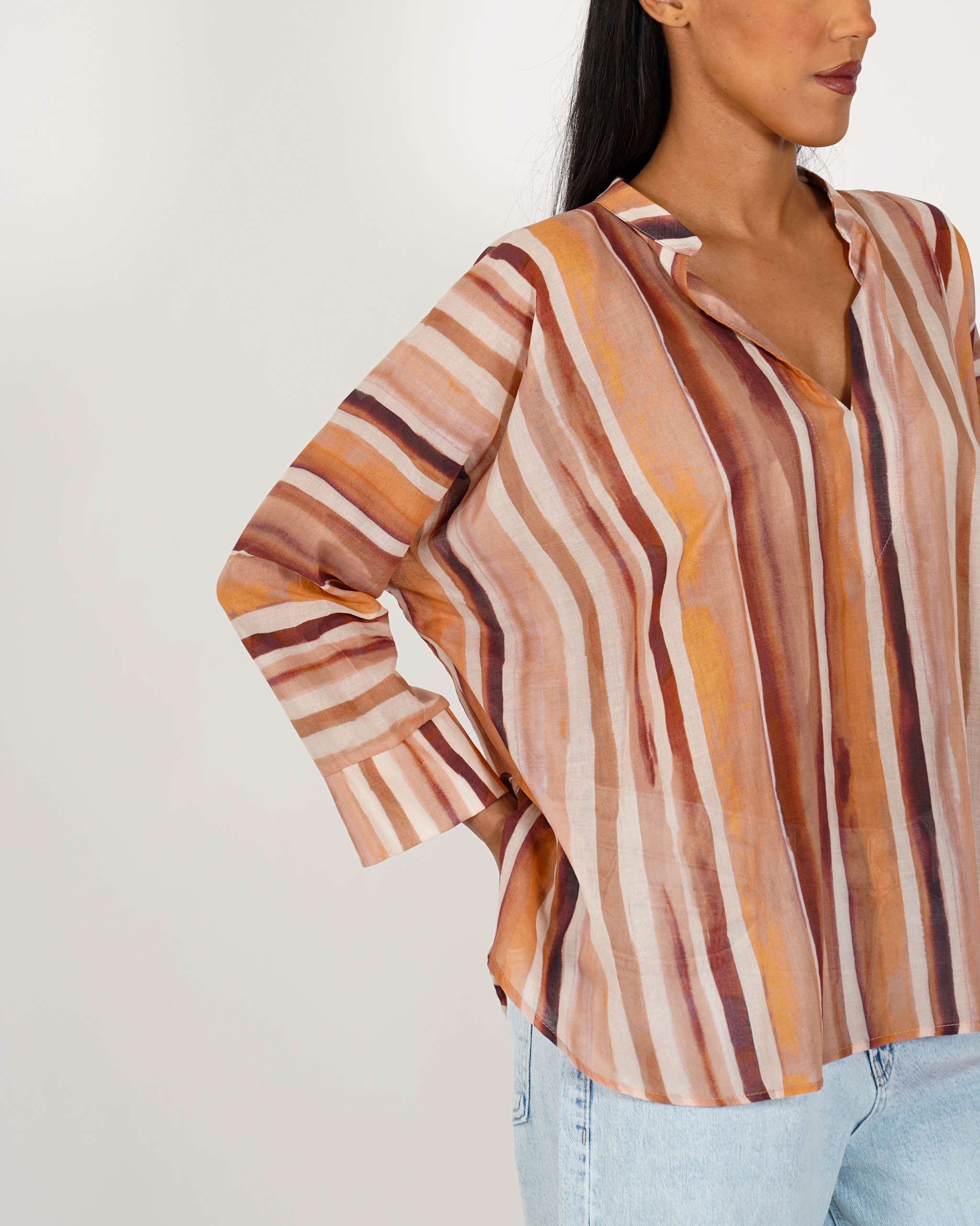 Blusa rigata scollo a v in cotone - Ghiacciata