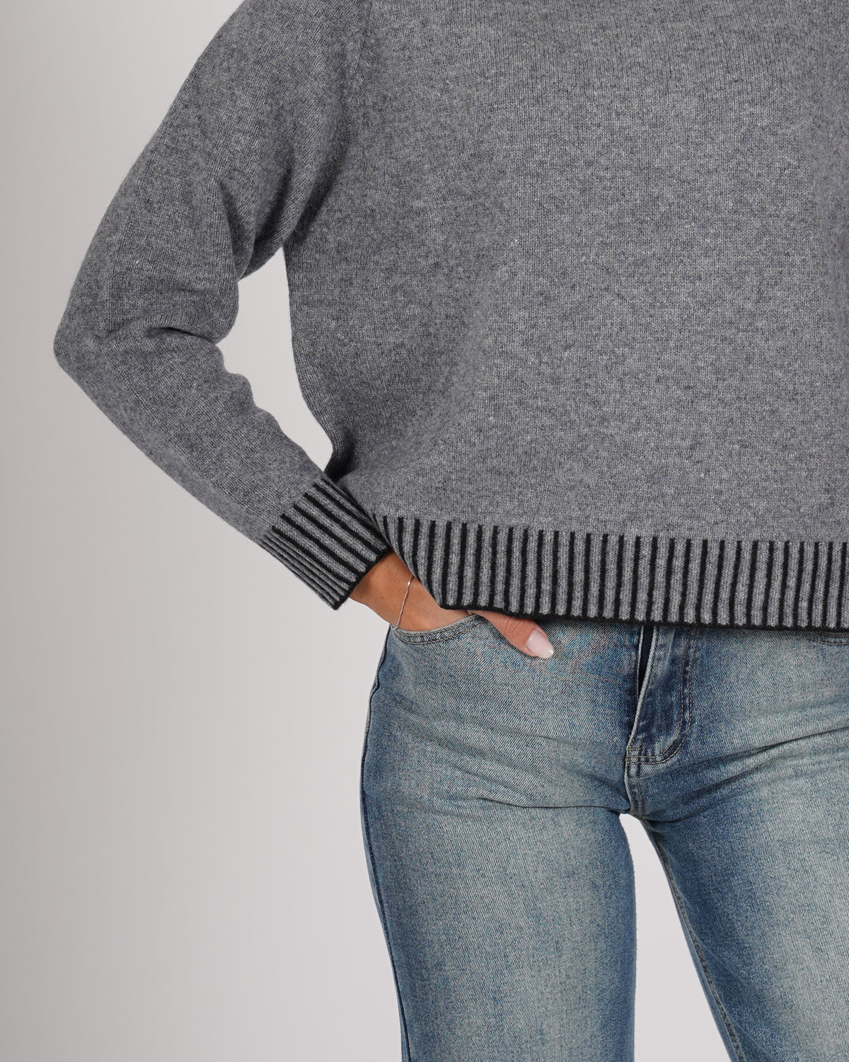 Maglia collo alto in lana - Livarda