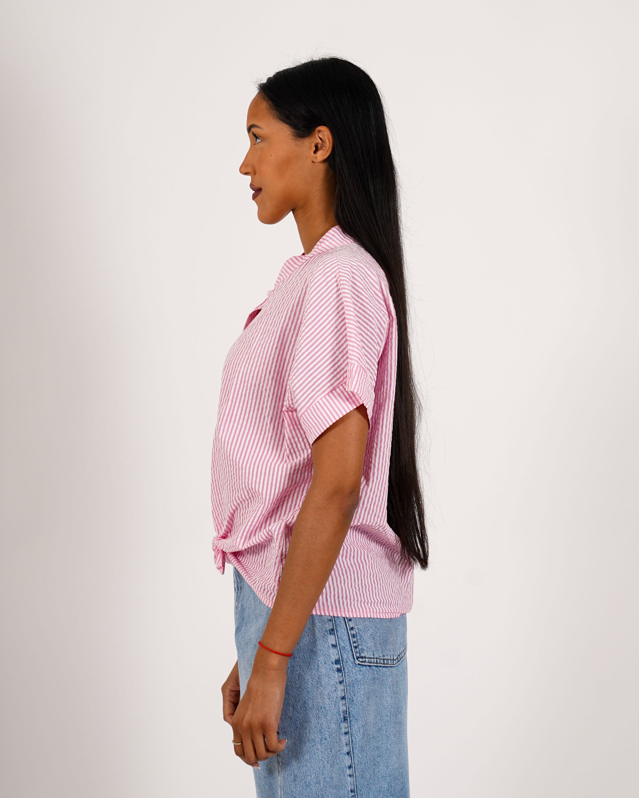 Camicia rigata mezza manica e nodo frontale - Adriana