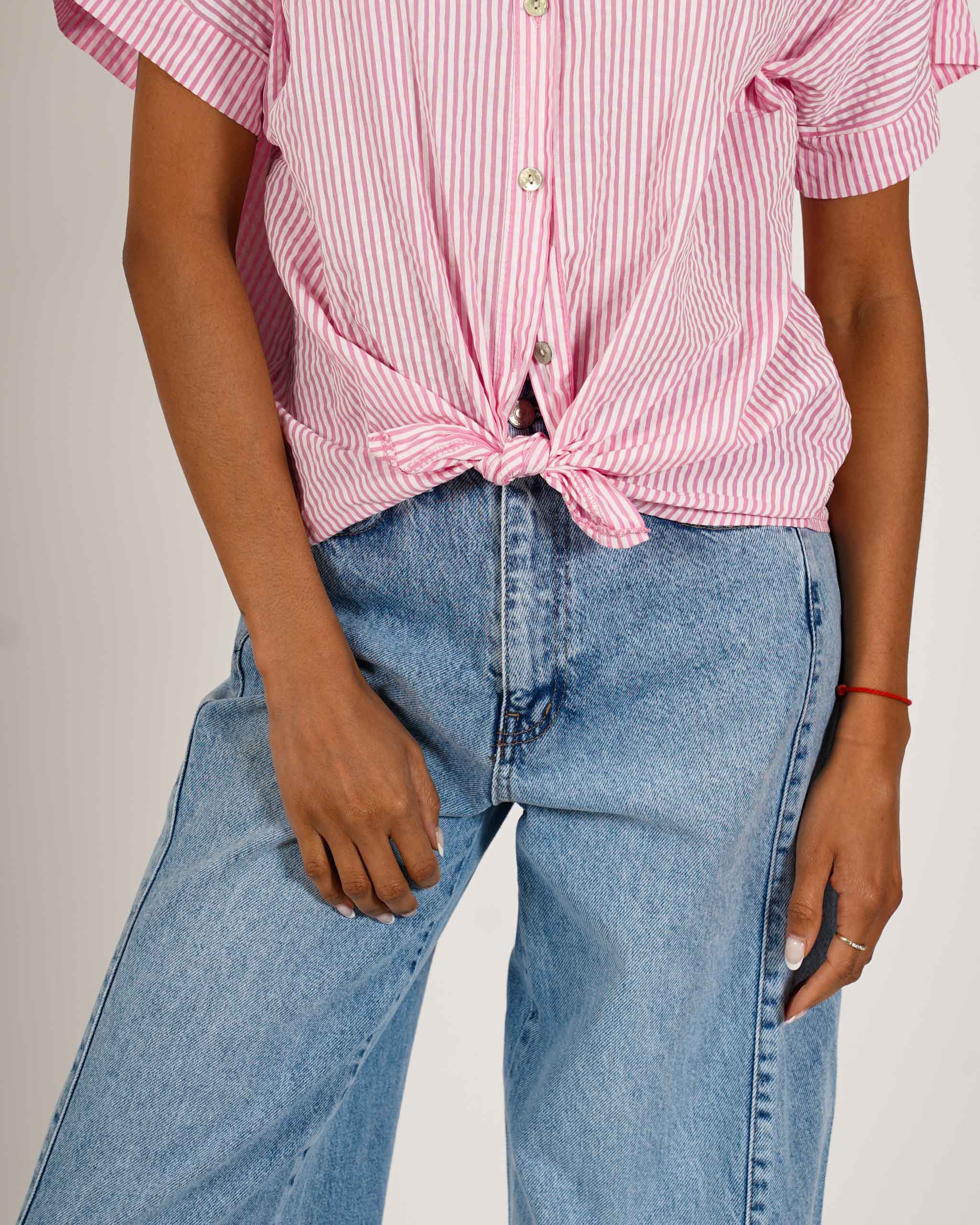 Camicia rigata mezza manica e nodo frontale - Adriana