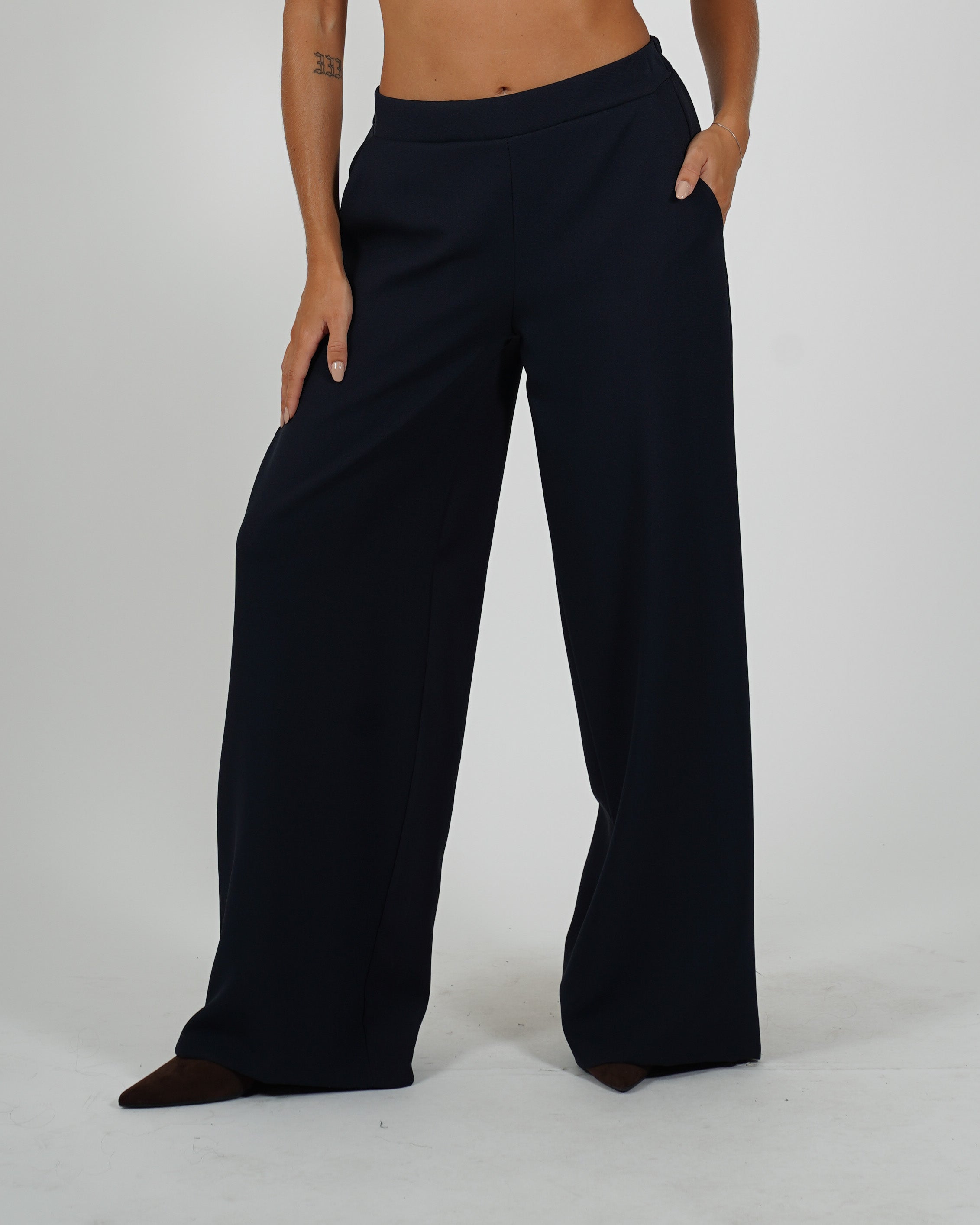 Pantaloni con baschina e gamba larga - Concetta