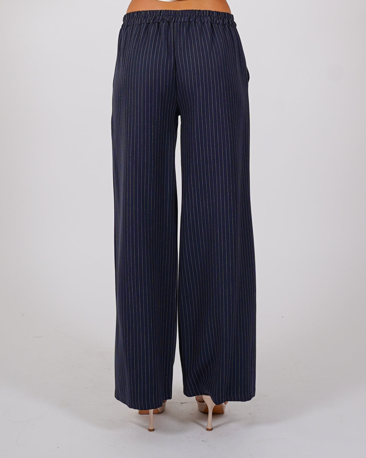 Pantaloni con baschina e gamba larga - Concetta