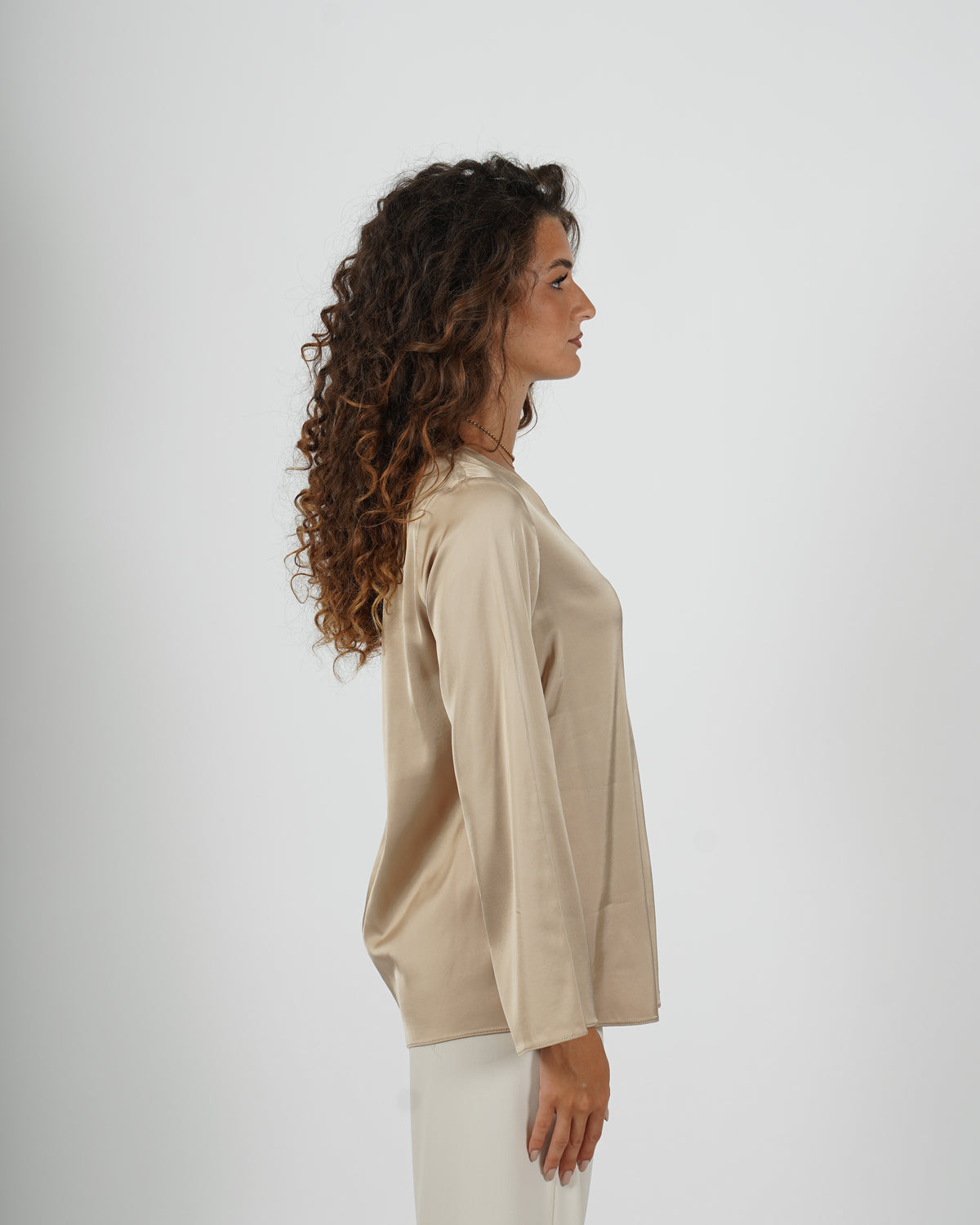 Blusa scollo a v manica lunga in raso - Carrà