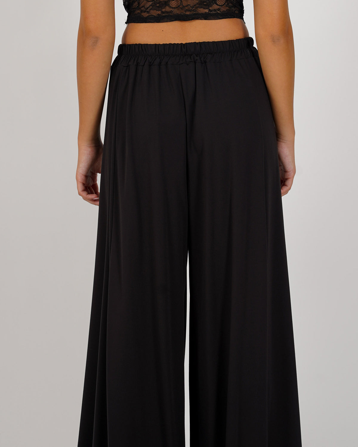 Pantaloni con baschina e gamba larga - Karen