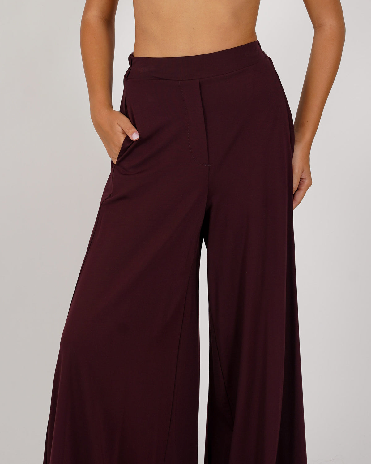 Pantaloni con baschina e gamba larga - Karen