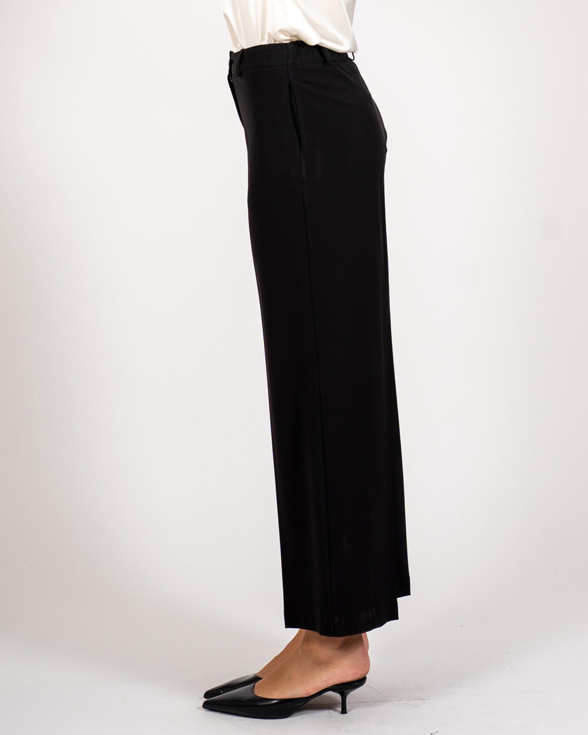 Pantaloni con baschina e gamba larga - Iberica