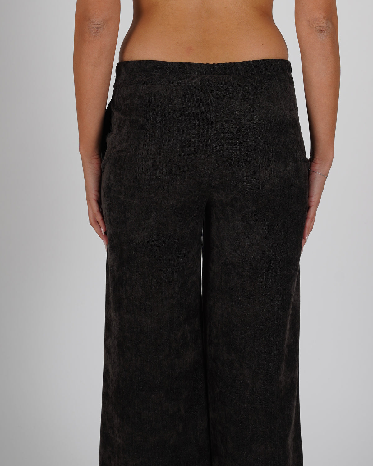 Pantaloni con baschina e gamba larga - Spagnola
