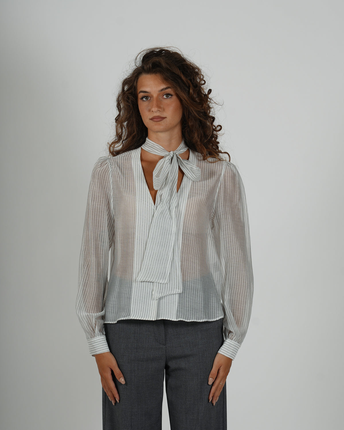 Camicia con fiocco rigata - Satirica