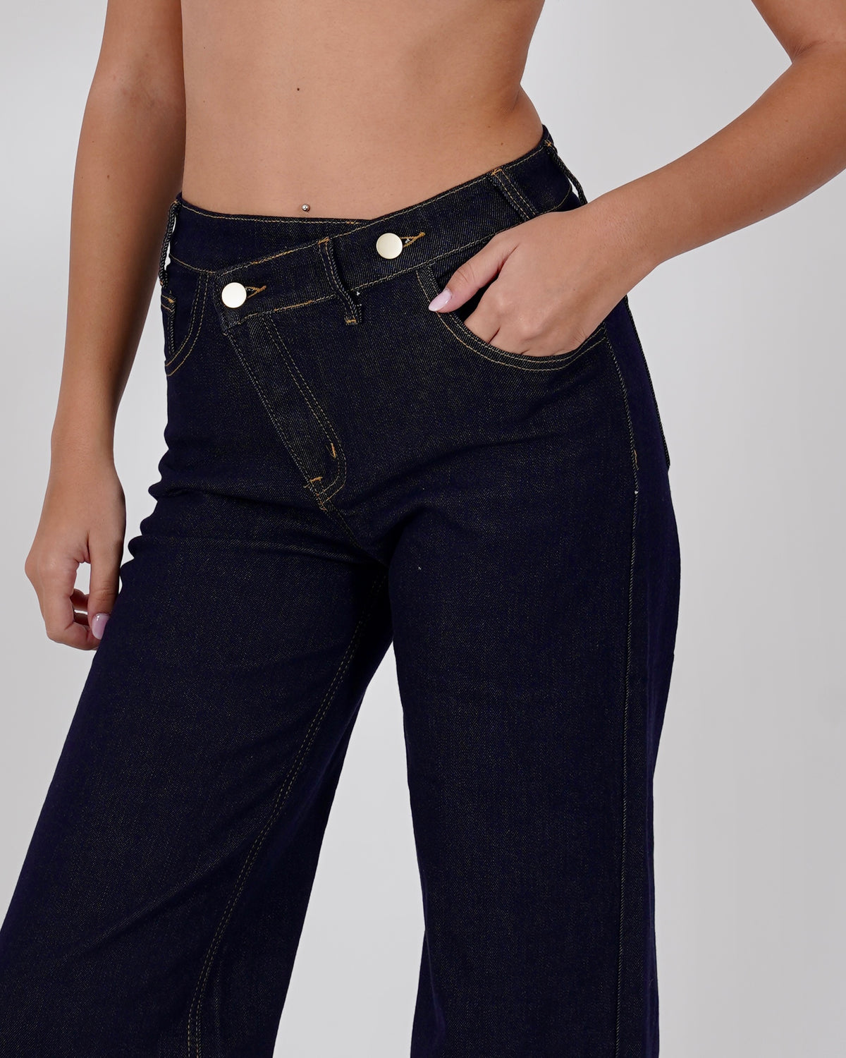 Jeans stretch vita regolare con chiusura trasversale - Agata